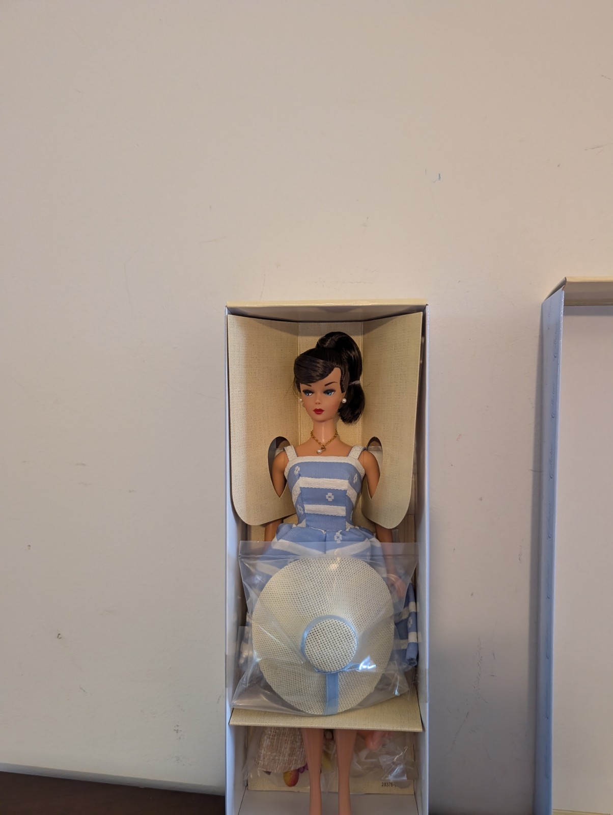 2000  Suburban Shopper Barbie Reproduction Doll Collector Request 