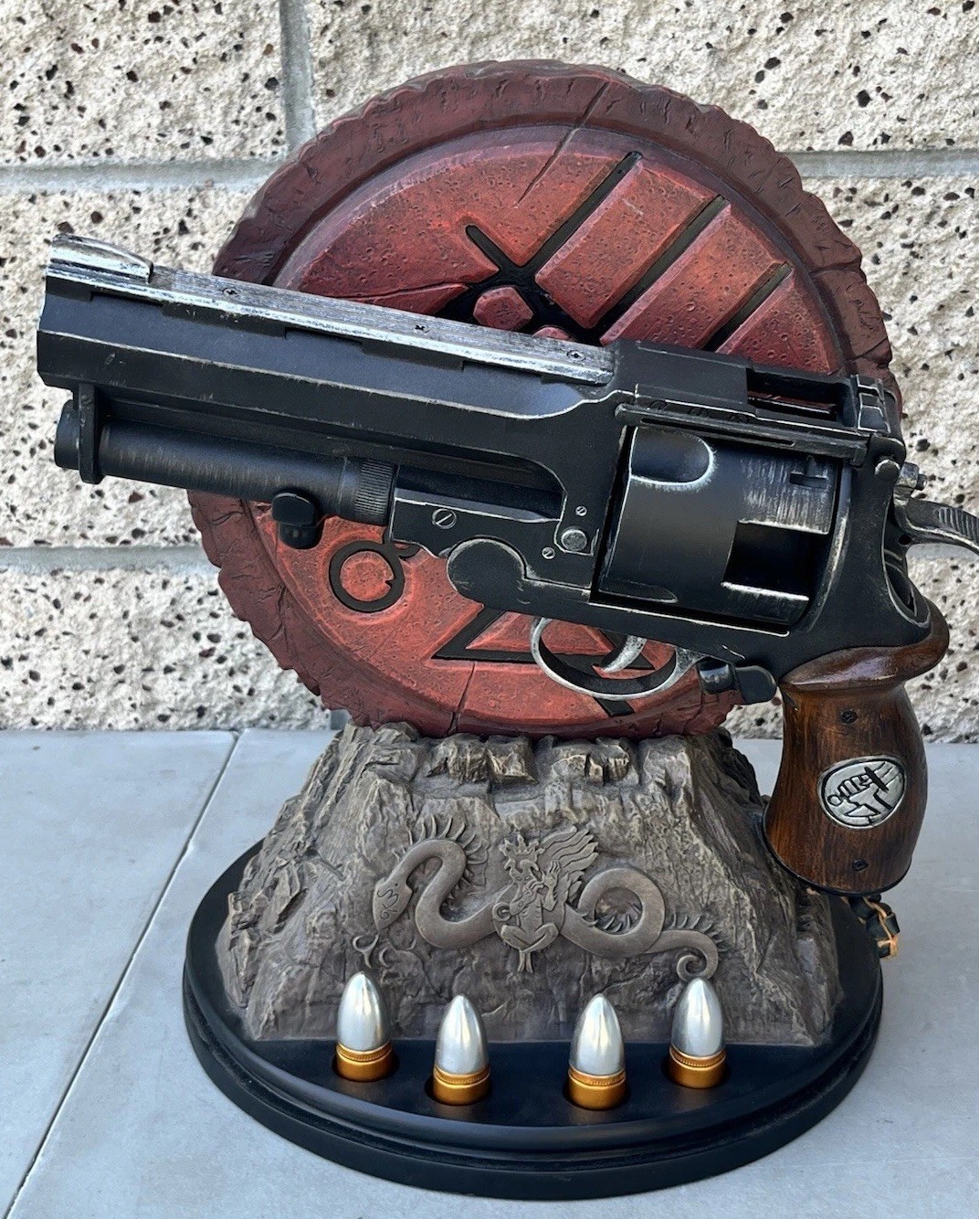 Sideshow Hellboy II 2 Golden Army The Samaritan Life Size Prop Movie Replica 1:1