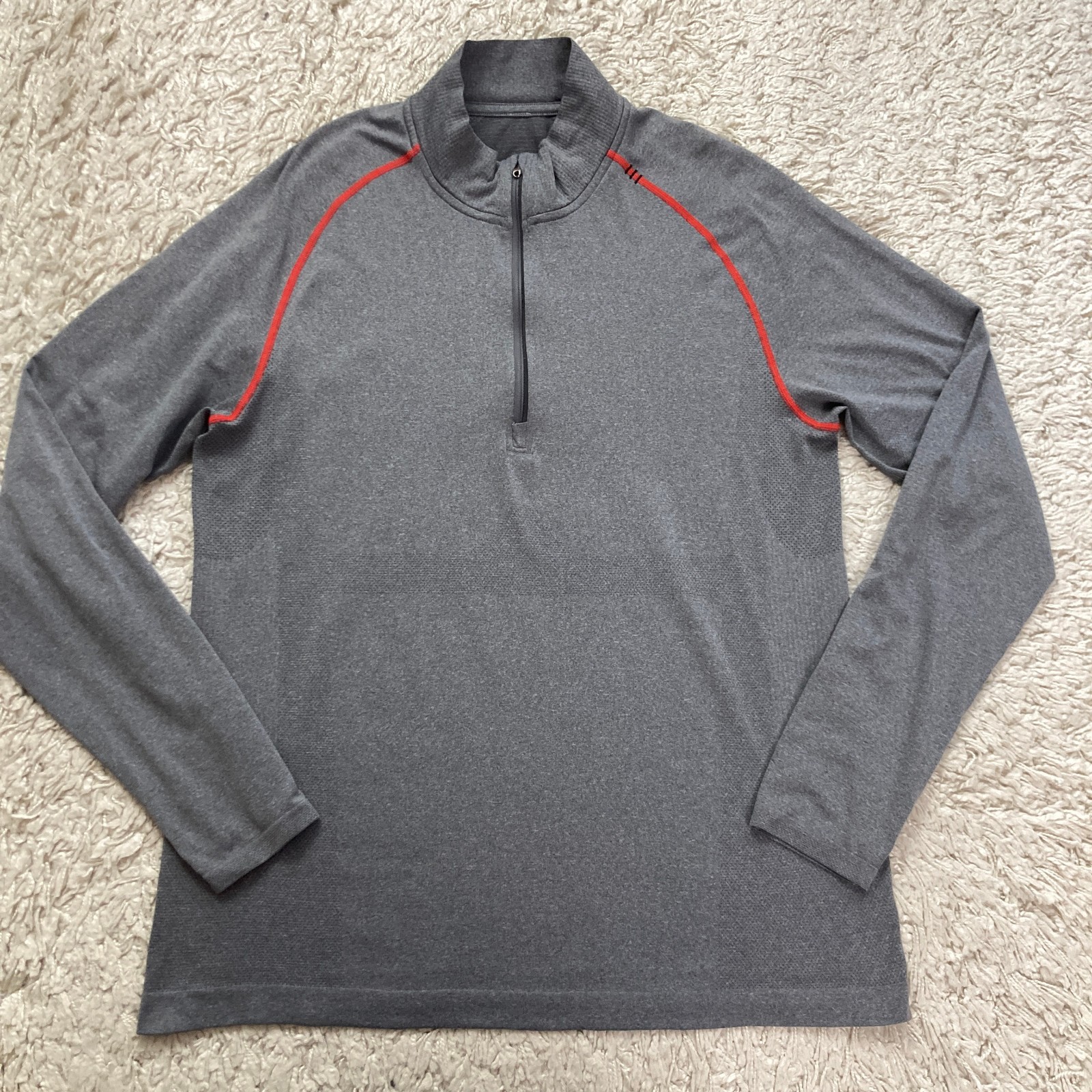 Lululemon Metal Vent Tech Pullover Mens Large Gray 1/4 Zip Performance Stretch