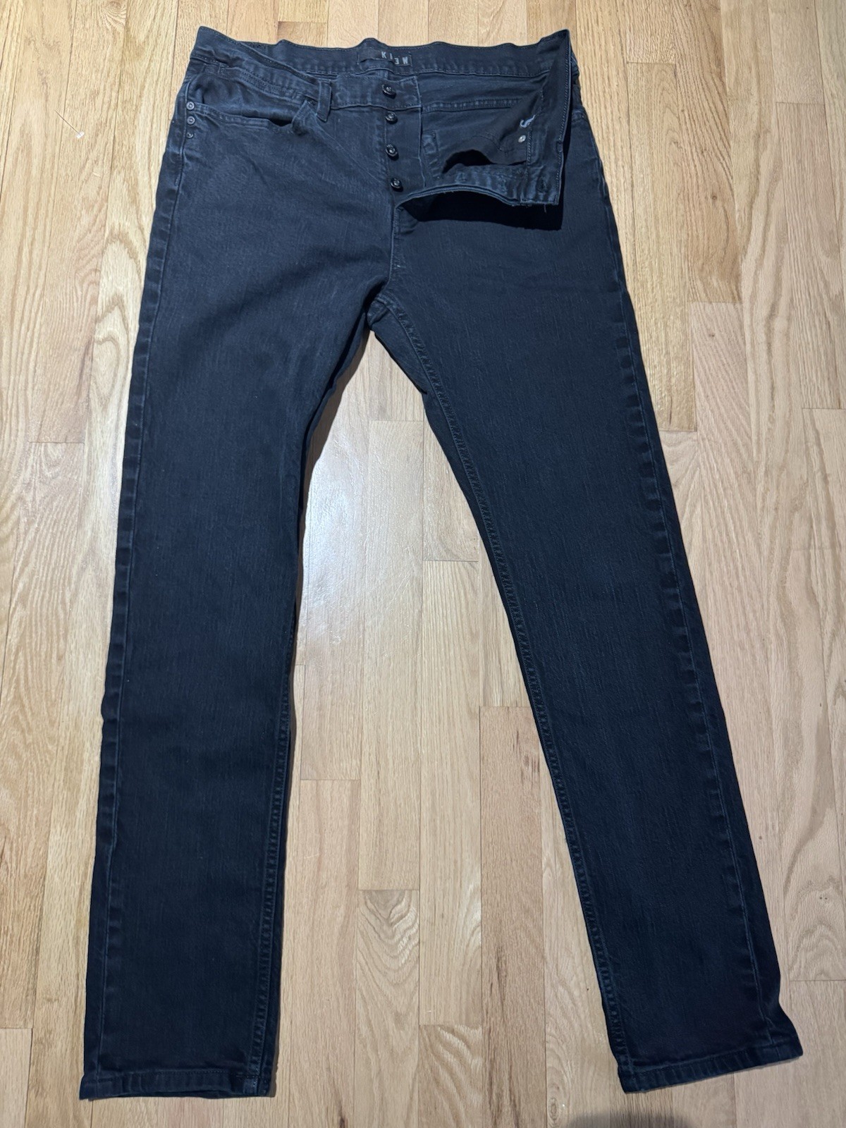 Krew Men’s Charcoal Slim Straight Jeans Size 34 Button Fly Denim Pants