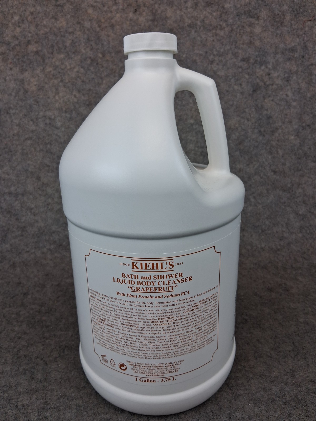 Kiehl's Bath And Shower Liquid Body Cleanser Grapefruit - 1 Gallon 3.75L
