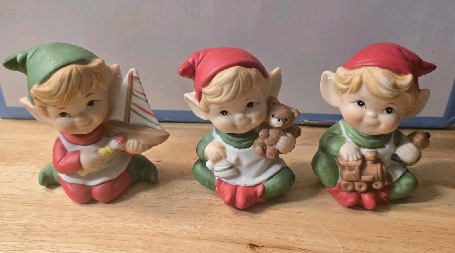 Vintage HOMCO Christmas Elf Ceramic/Porcelain Figurines*#5253 Complete Set Of 3*