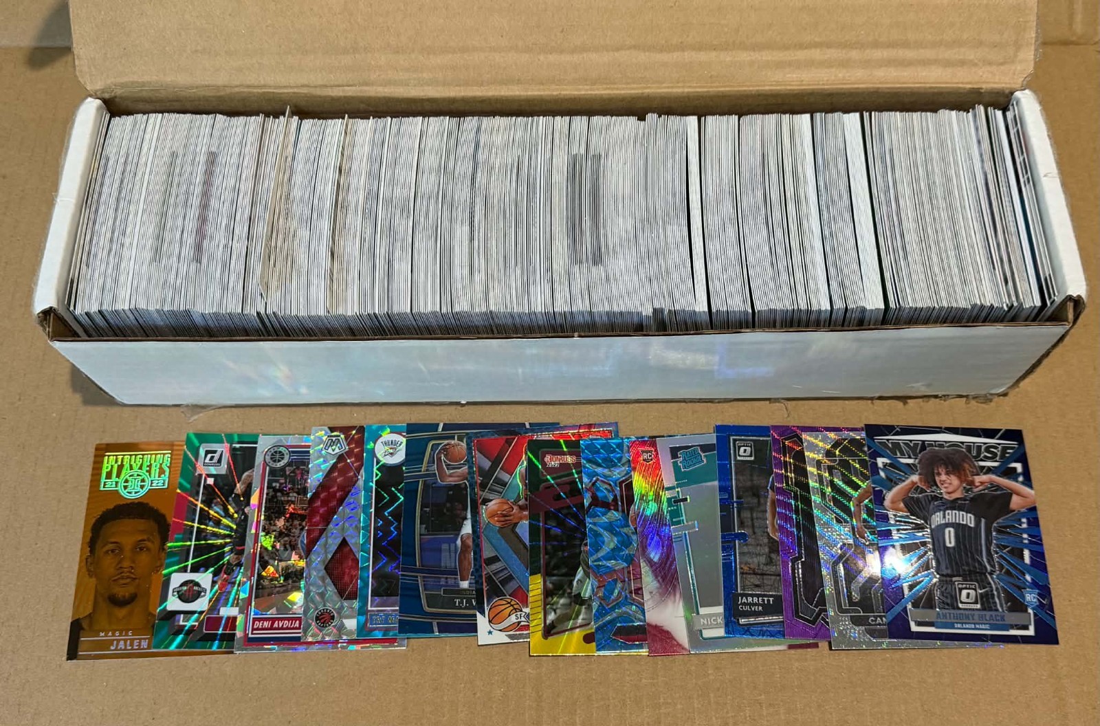 800ct Box NBA Basketball Cards Huge Lot Prizm Refractor Parallels Inserts RC SP
