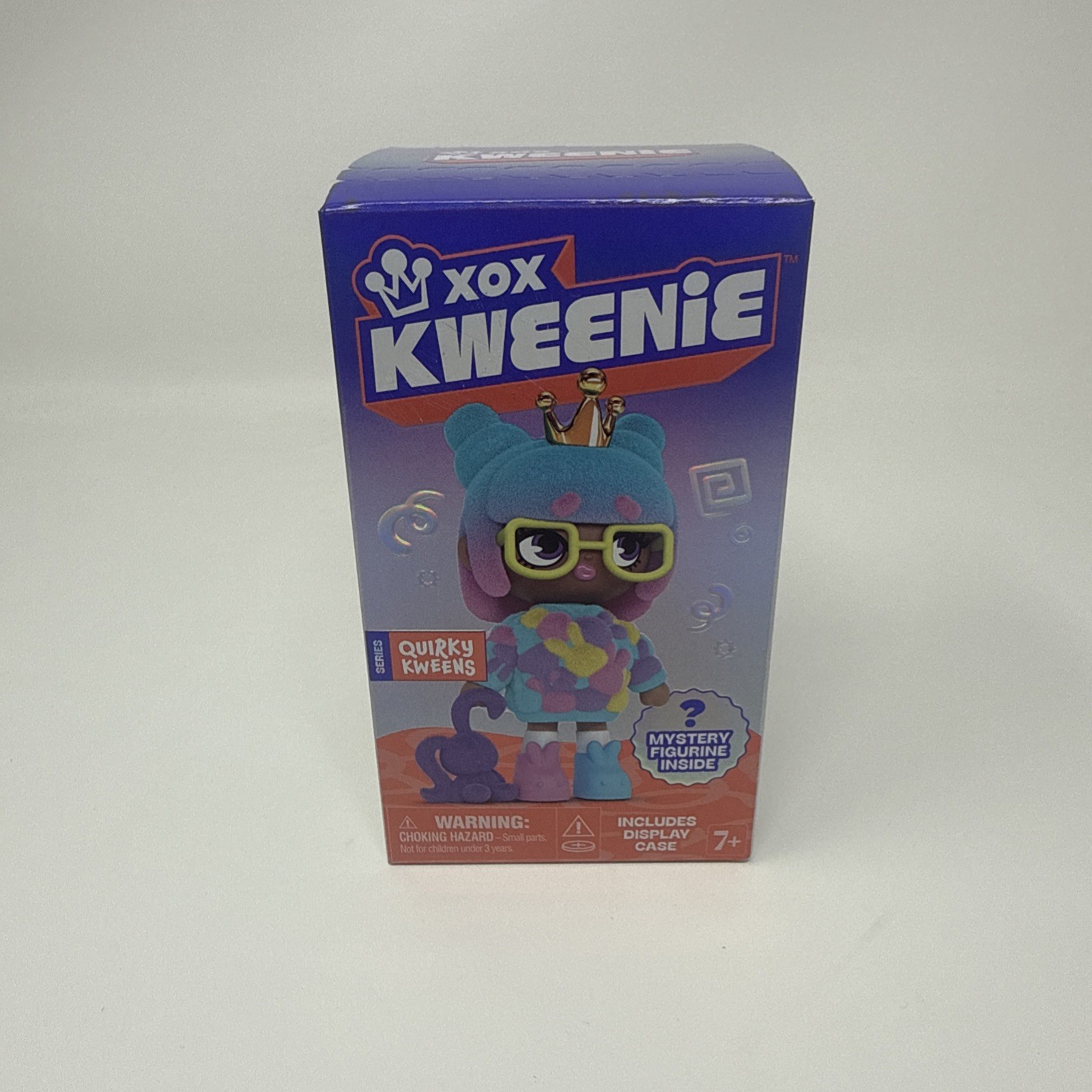 XOX Kweenie Quirky Kweens Mystery Figurine & Display Case NEW Collectible Stack XOX Kweenie Quirky Kweens Mystery Figurine & Display Case NEW Collectible Stack