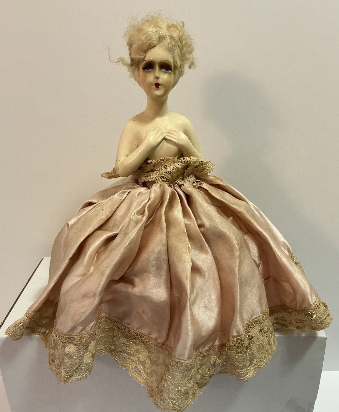 ANTIQUE GERMAN PIN CUSHION BOUDOIR HALF DOLL BLONDE MOHAIR ART DECO 10”