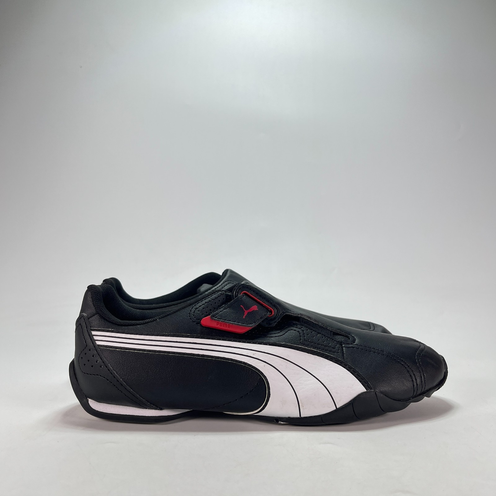 PUMA Redon Move Black White High Risk Red Hook & Loop 185999-02 Men\'s Size 7.5