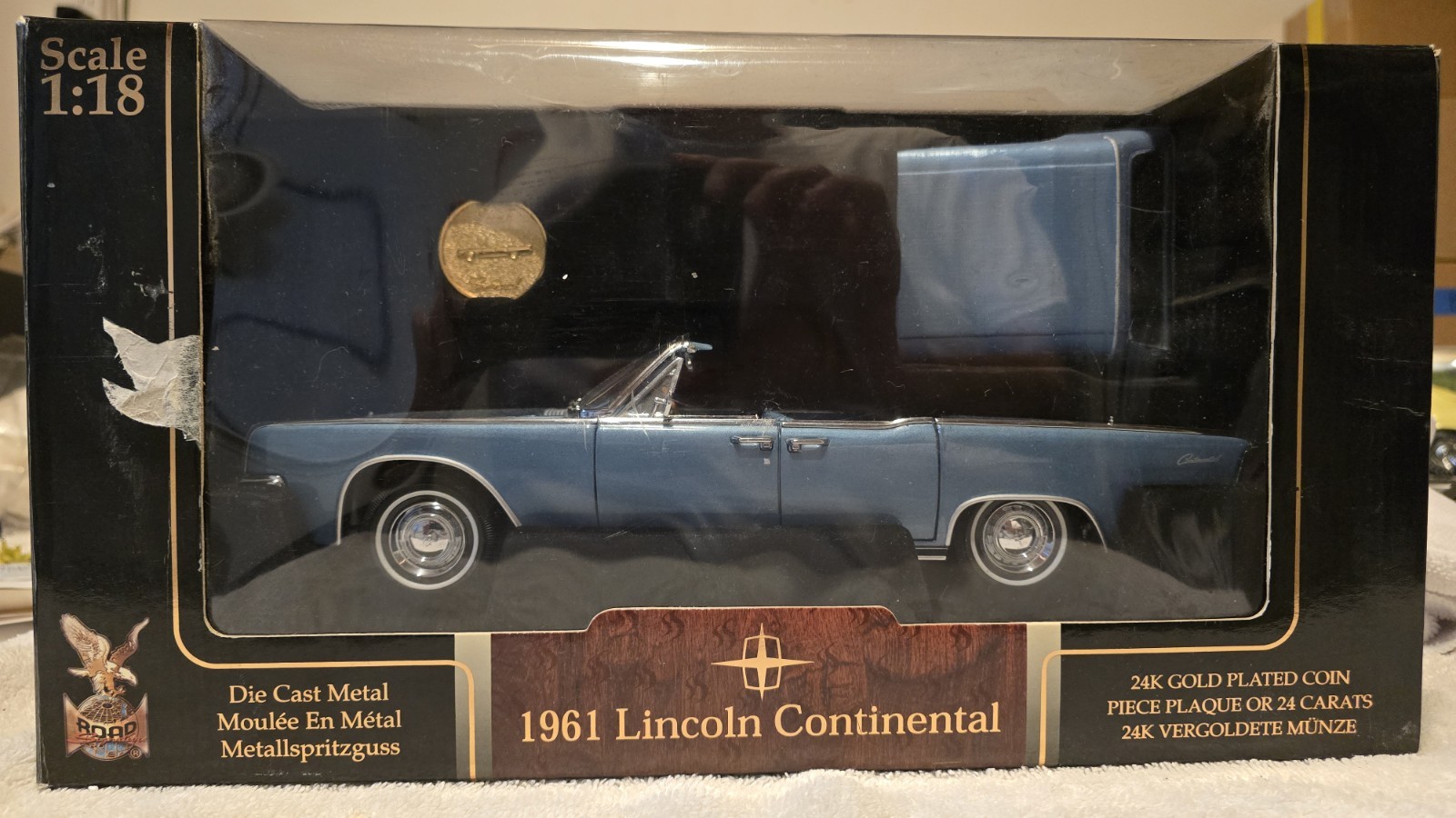 1/18 Road Signature 1961 Lincoln Continental Convertible, USED,Flaws,See Pics 1/18 Road Signature 1961 Lincoln Continental Convertible, USED,Flaws,See Pics