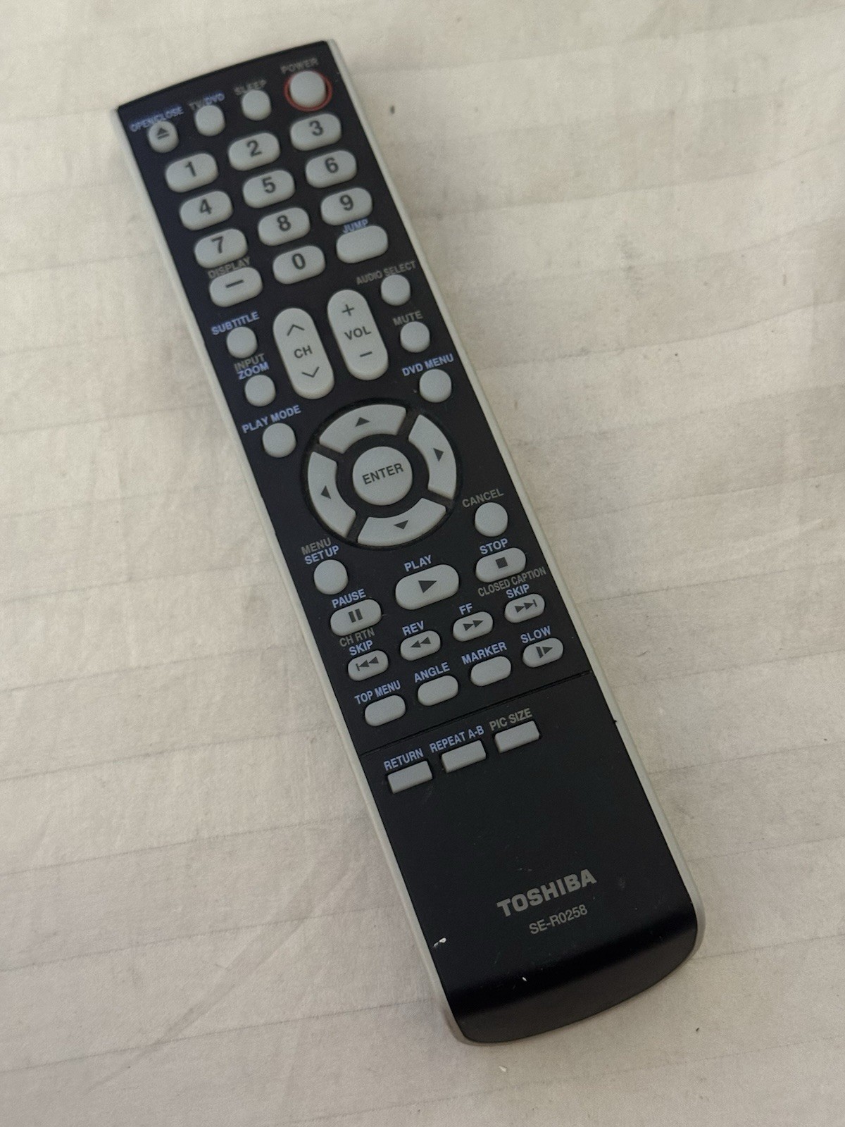 GENUINE TOSHIBA DC-SB2 TV/DVD COMBO REMOTE - MD13Q42 MD14F12 MD14F52 MD20F12 GENUINE TOSHIBA DC-SB2 TV/DVD COMBO REMOTE - MD13Q42 MD14F12 MD14F52 MD20F12