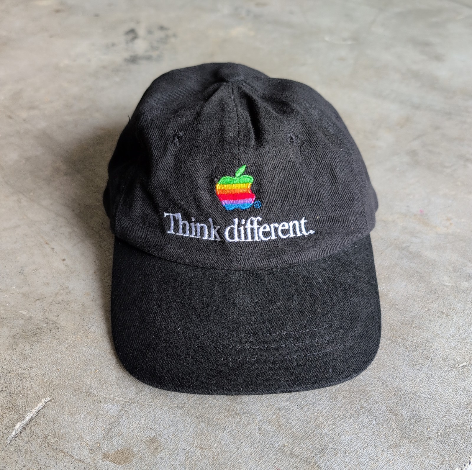 Vintage Apple \'Think Different\' Cap Black with Logo
