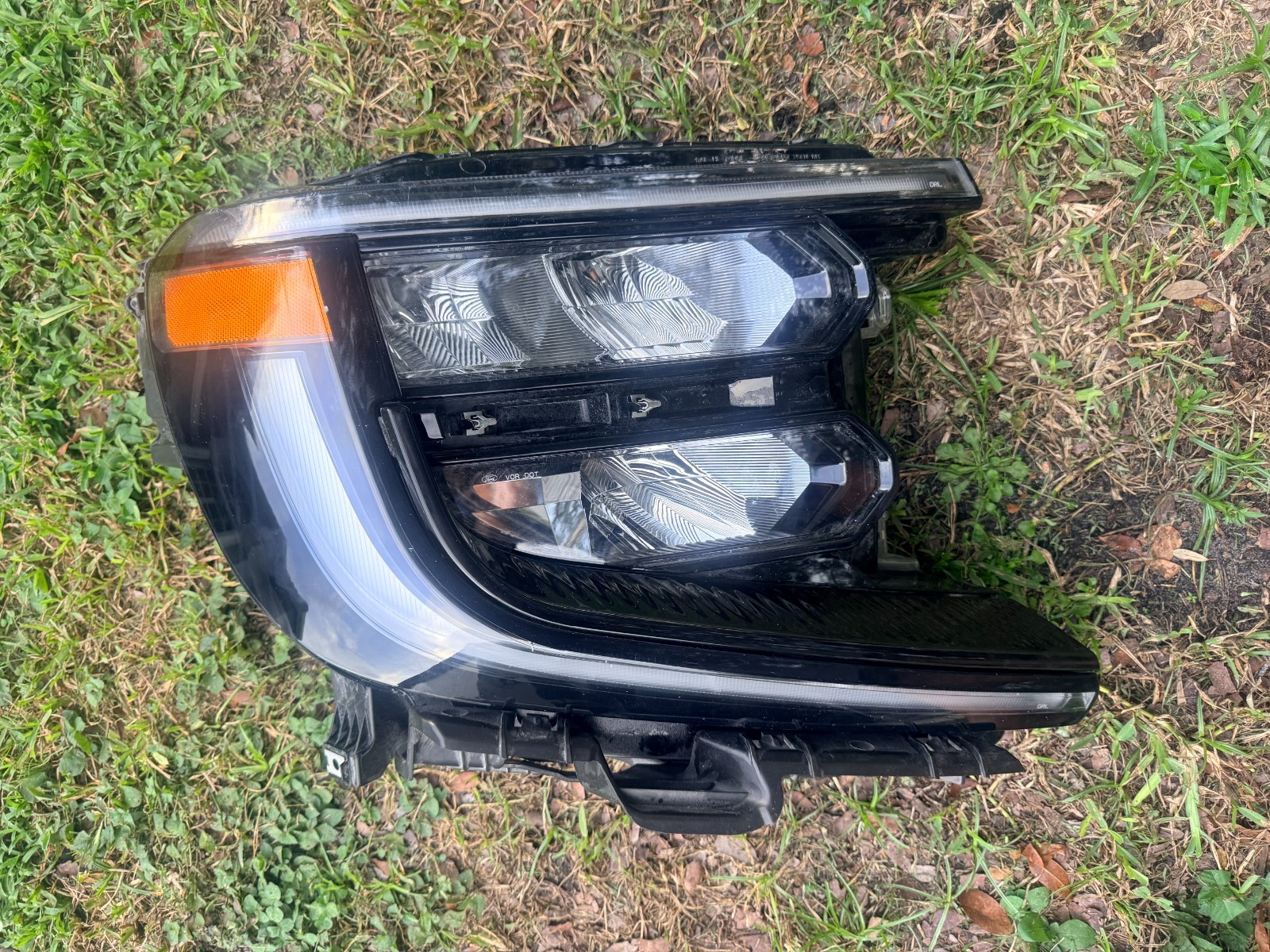 2025 -2026 Ford Expedition LED Headlight  RIGHT SL1B-13E014-CT OEM
