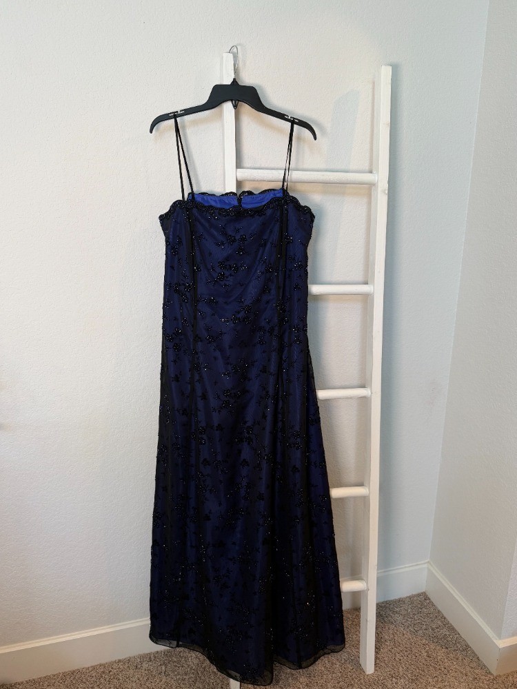 Vintage 1998 Betsy & Adam Royal Blue w/ Black Overlay Beaded Gown Prom Dress 16W