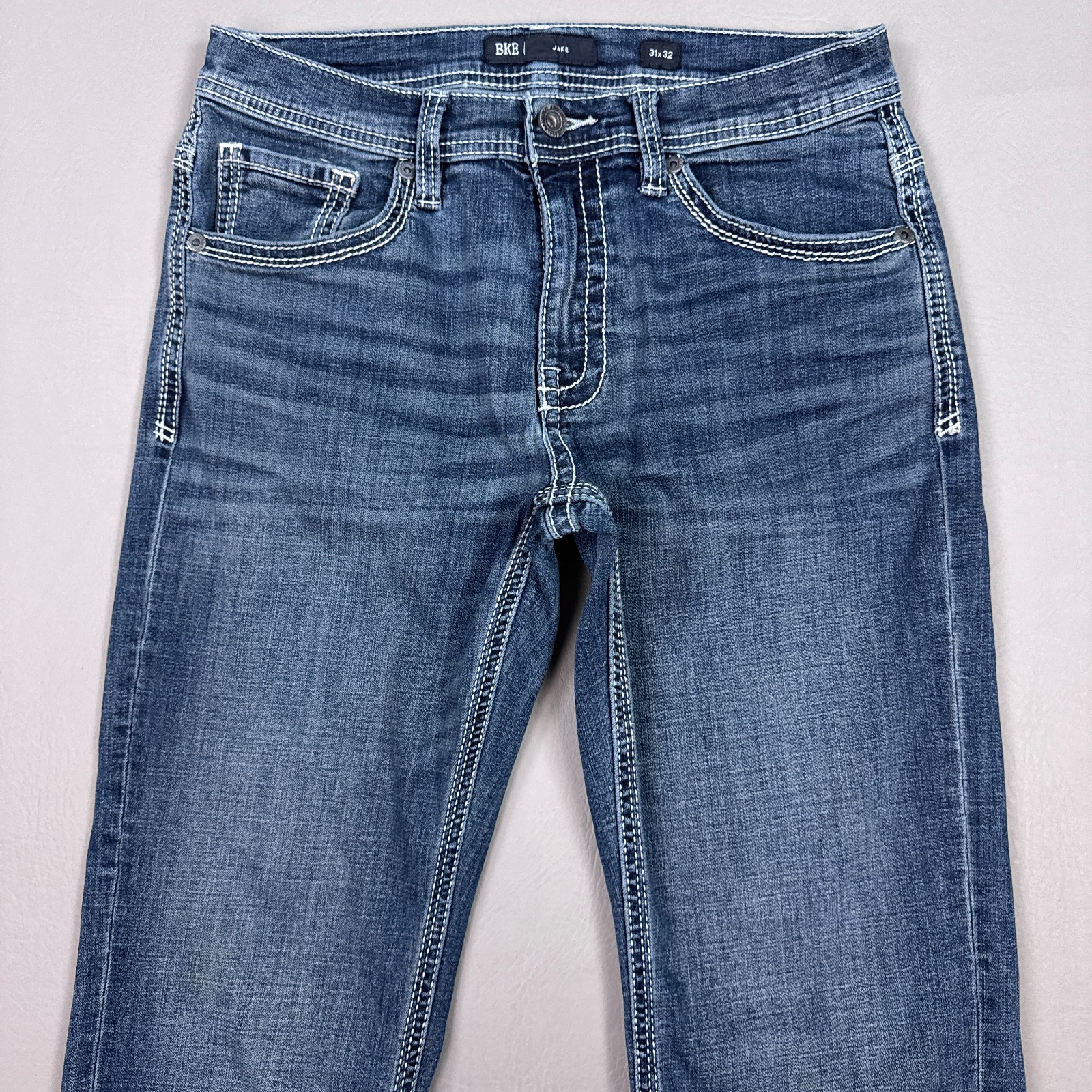 BKE Jeans Mens 31x32 Blue Jake Buckle Pants Faded Embroidered Stretch Distressed