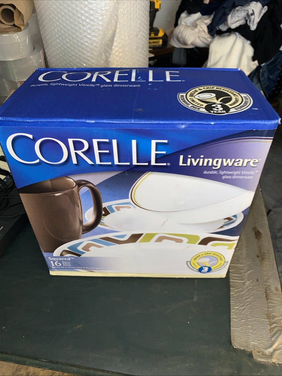 New CORELLE Livingware 16 Piece Squared  Dinnerware Set Service for 4