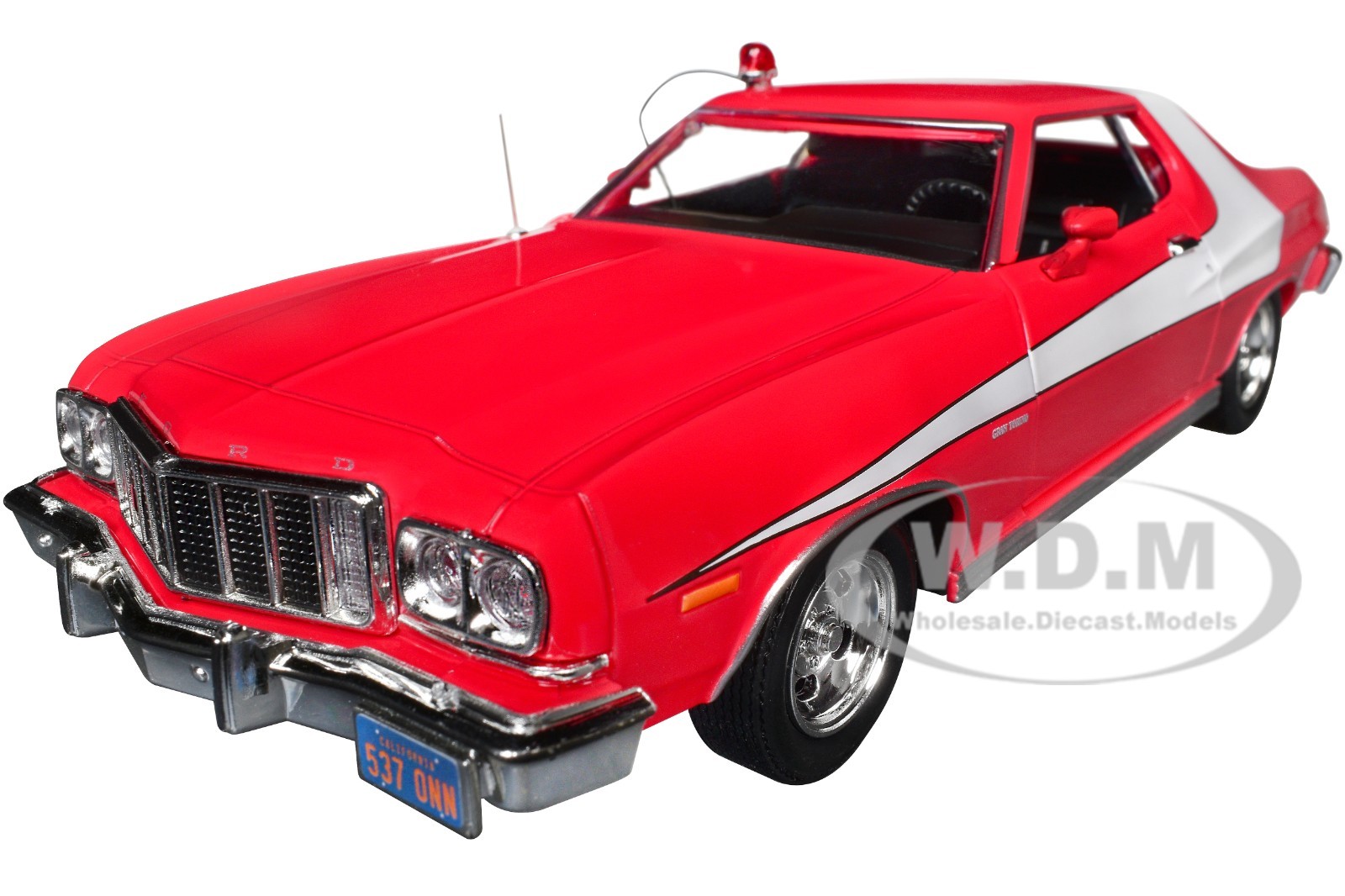 1976 FORD GRAN TORINO RED 1/24 DIECAST MODEL CAR BY GREENLIGHT 84221