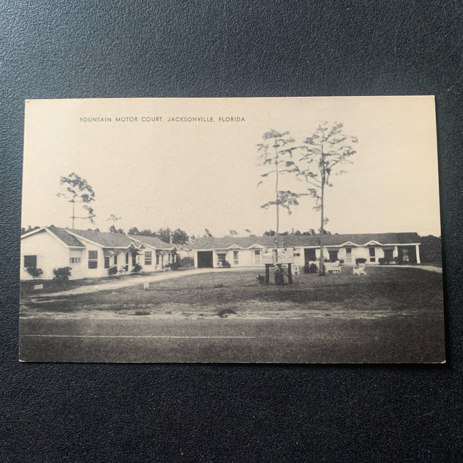 Vintage Postcard Fountain Motor Court Jacksonville Florida Souvenir