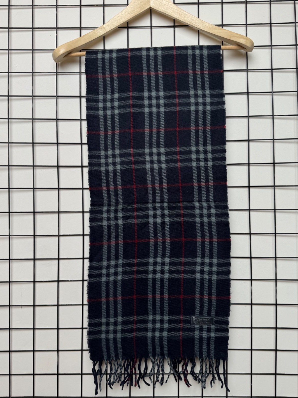 Vintage Burberry’s Of London Nova Check Blue Scarf 90’s 100% Lambswool Luxury OG
