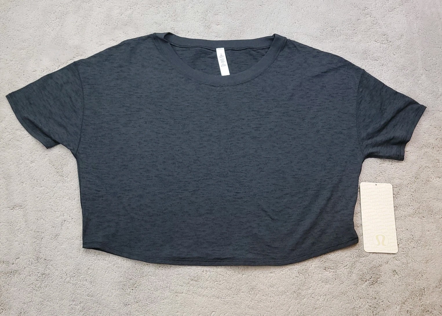 Lululemon Lightest Cropped T Shirt Womens 8 Black Tee Boxy Lightweight NEW
