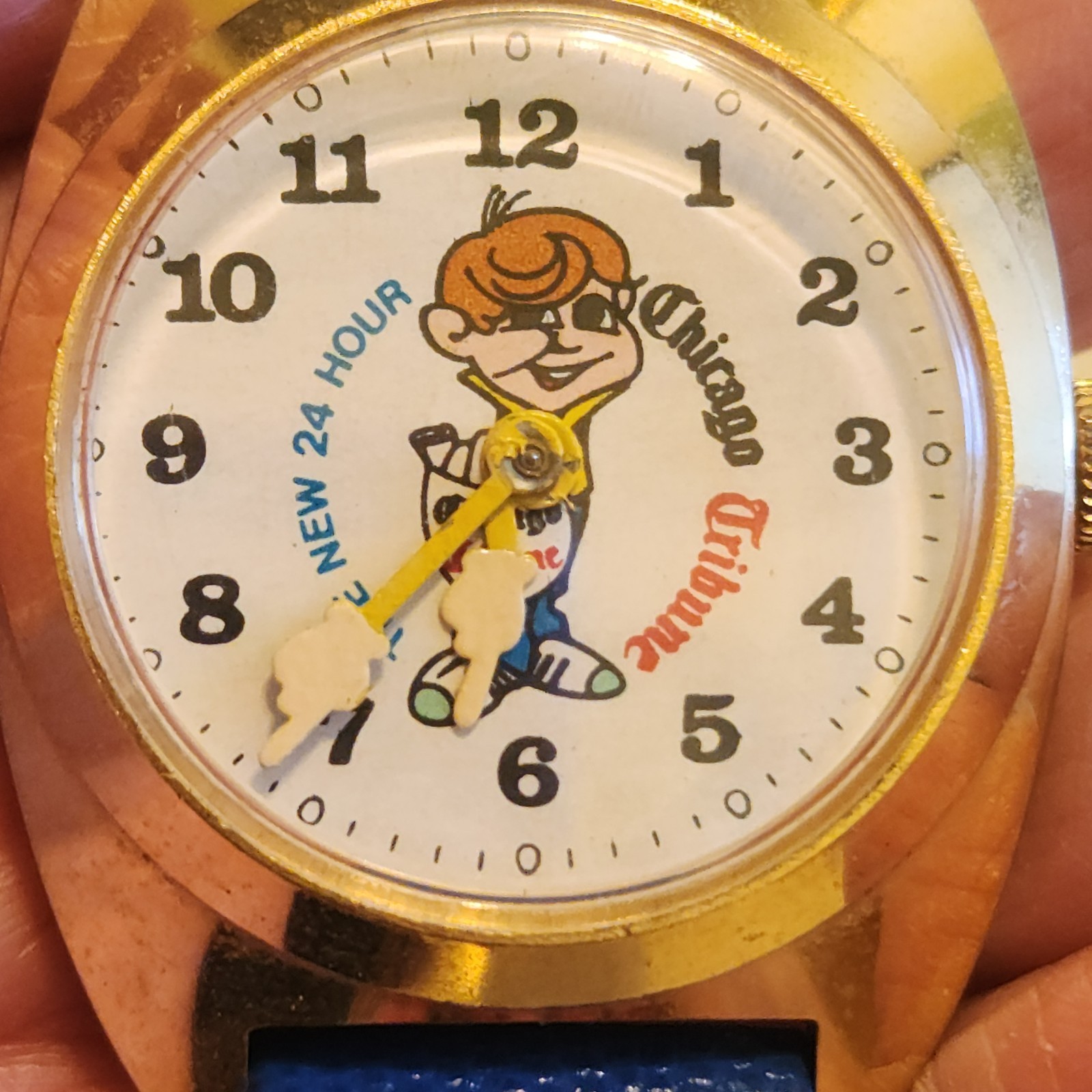 Vtg Chicago Tribune Wrist Watch Service Award w Original Strap Swiss Made Works 