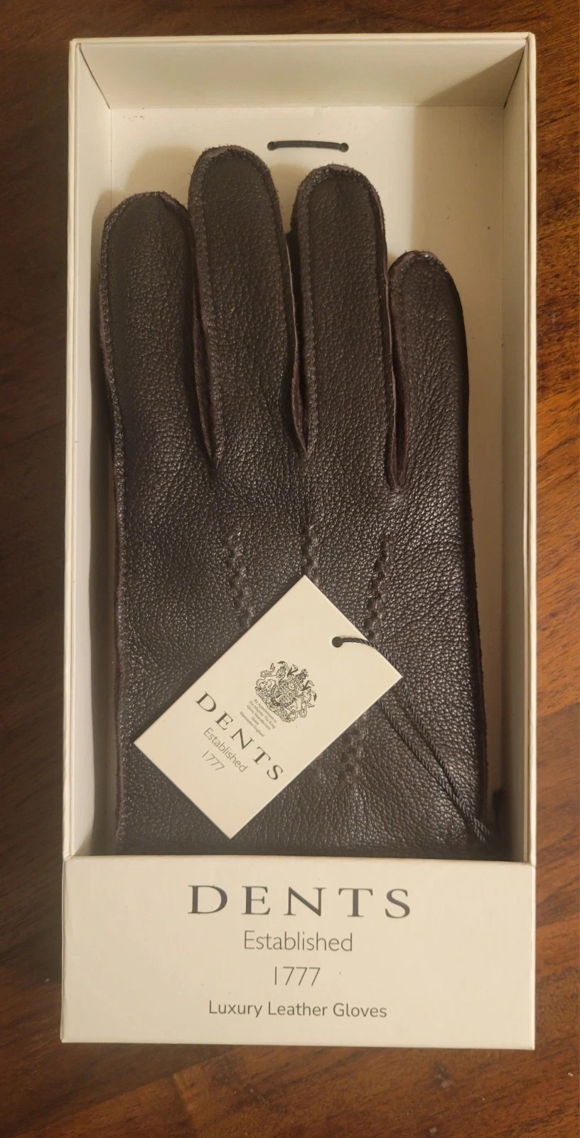 NWT/NIB DENTS Soft Sheep Leather Luxury Driving V. Dark Brown Gloves Mens M