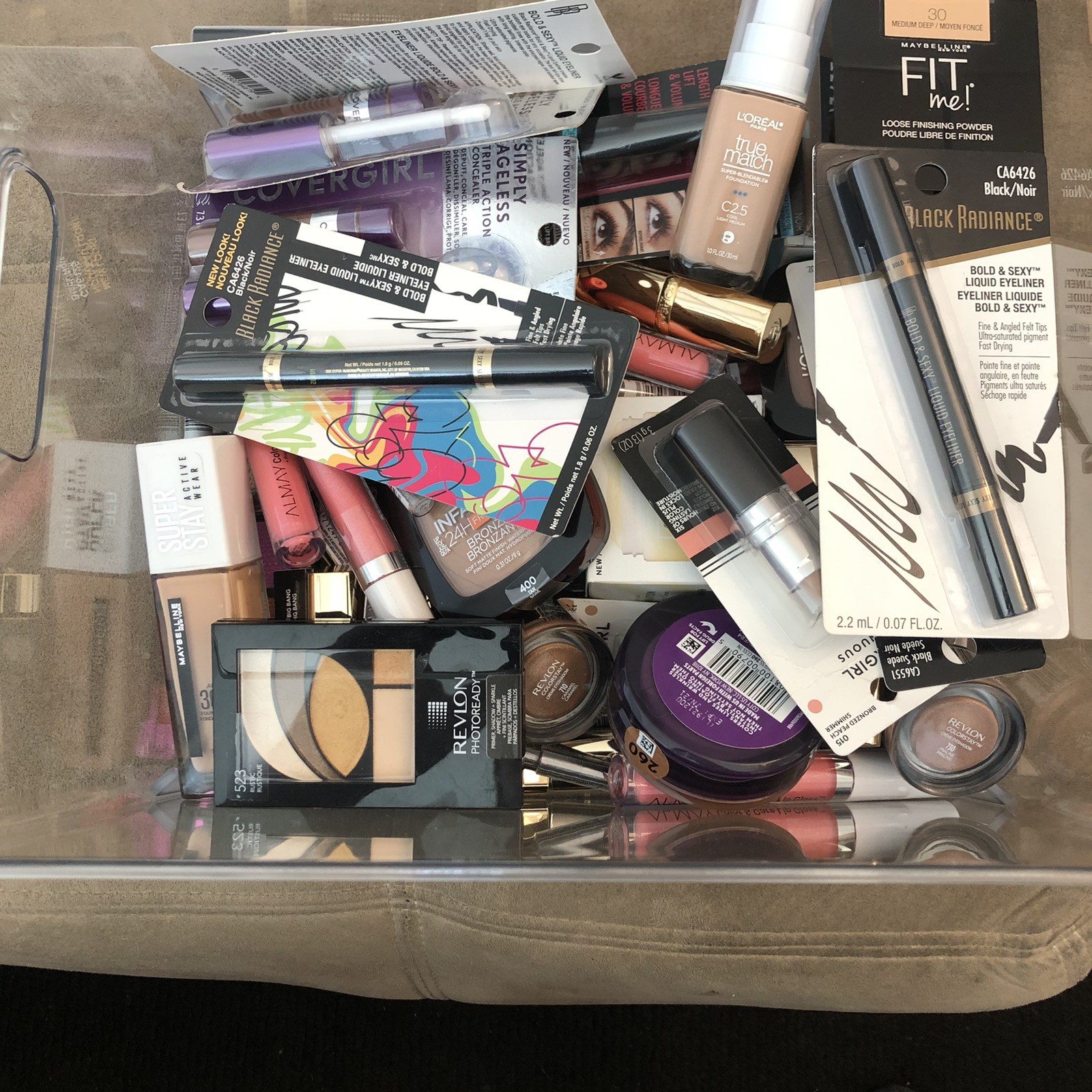 Wholesale Mix Lot Of 100 Pieces New Cosmetics 