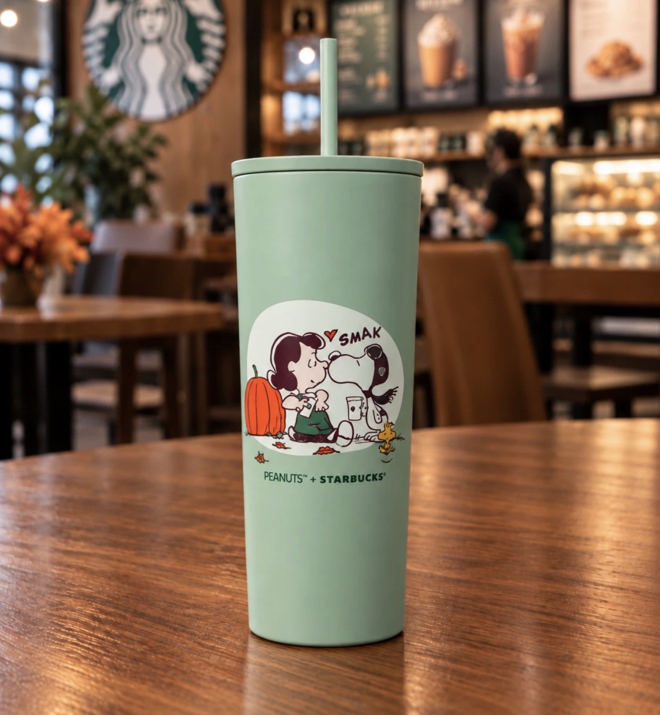 Starbucks x Peanuts Snoopy Cup READY TO SHIPT 🎃🚀
