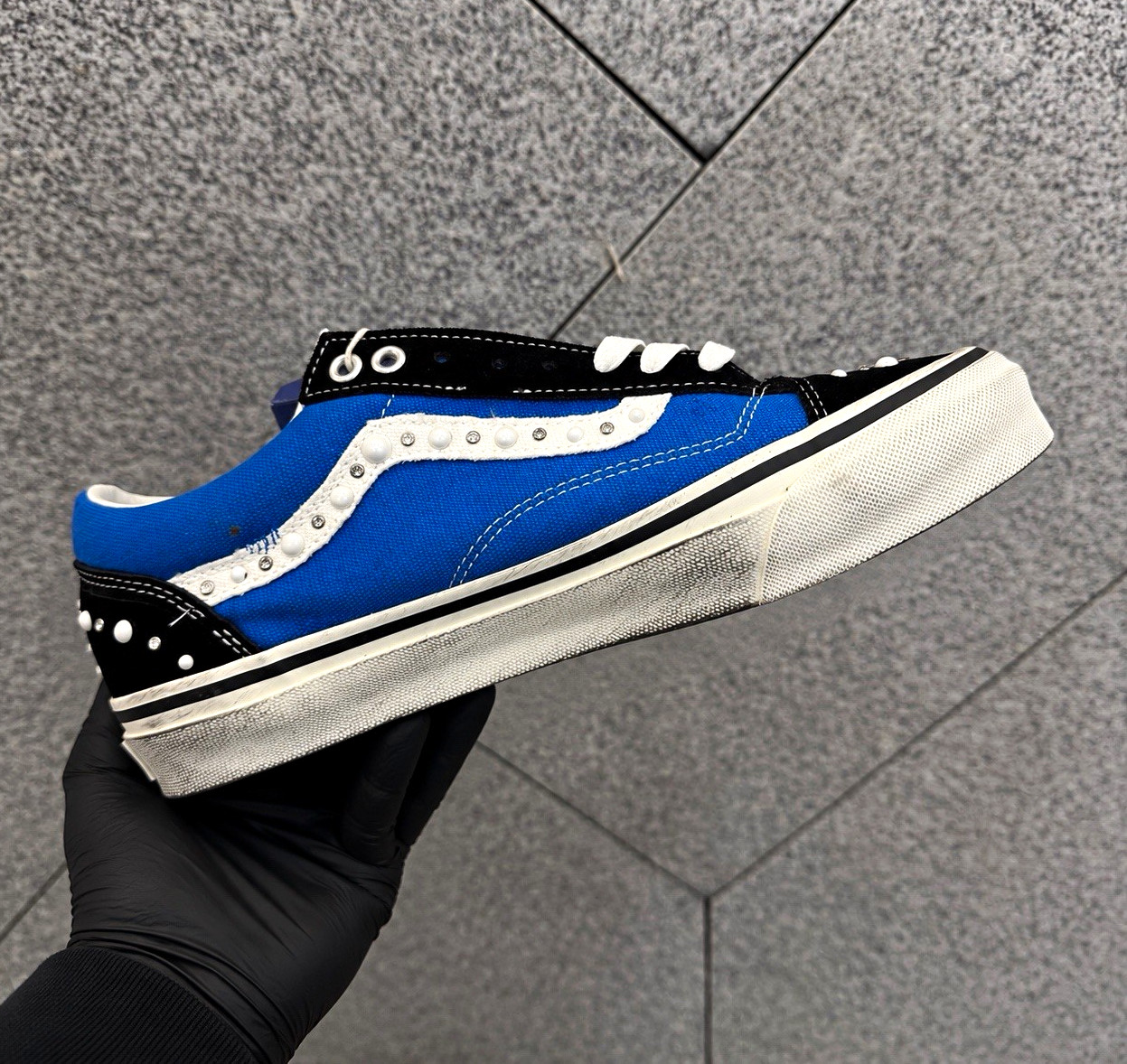 Blue Pearlized Vans Old Skool Size 7 DM BEFORE BUYING