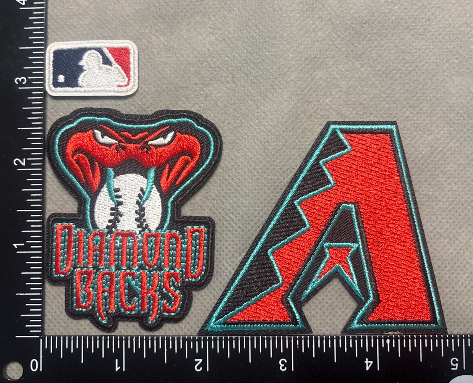 LOT SET OF 3 ARIZONA DIAMOND BACKS MLB BASEBALL IRON ON PATCHES