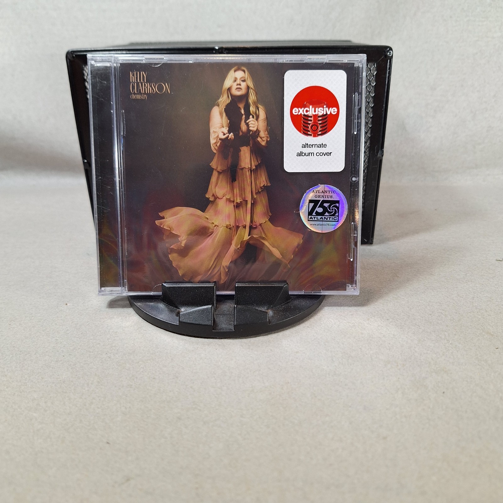 Kelly Clarkson-Chemistry CD Target Exclusive 2023 Cracked Case New Sealed Kelly Clarkson-Chemistry CD Target Exclusive 2023 Cracked Case New Sealed
