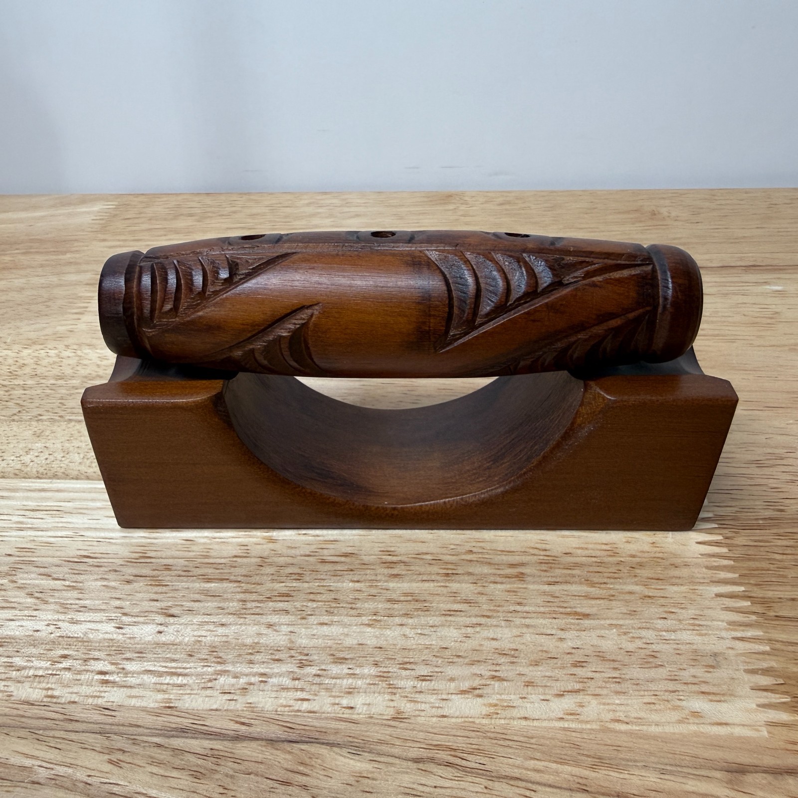 Maori Koauau Carved Wood Flute w/ Stand Rotorua,New Zealand NZ