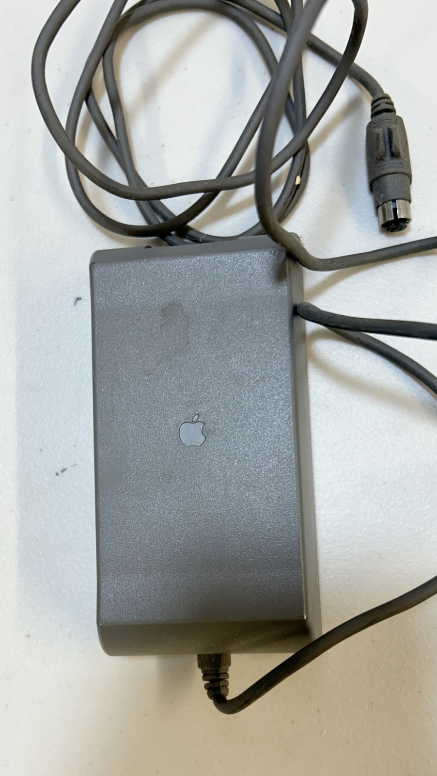 Vintage Apple M1893 Power Supply PowerBook 500 520 540 550 AC Charger Vintage Apple M1893 Power Supply PowerBook 500 520 540 550 AC Charger