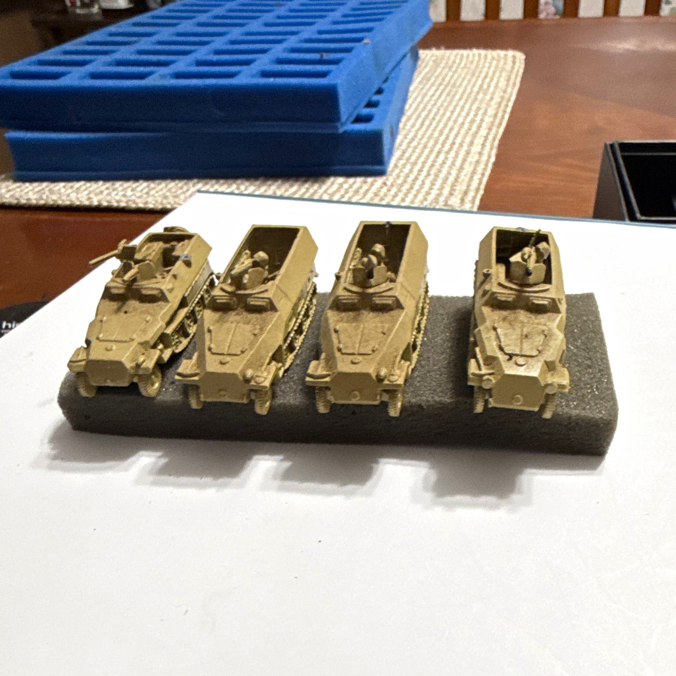 Lot of 4 Primed Pewter OOP  15mm Flames of War 1-SD FKZ 251/1, 3 SD 251 APC