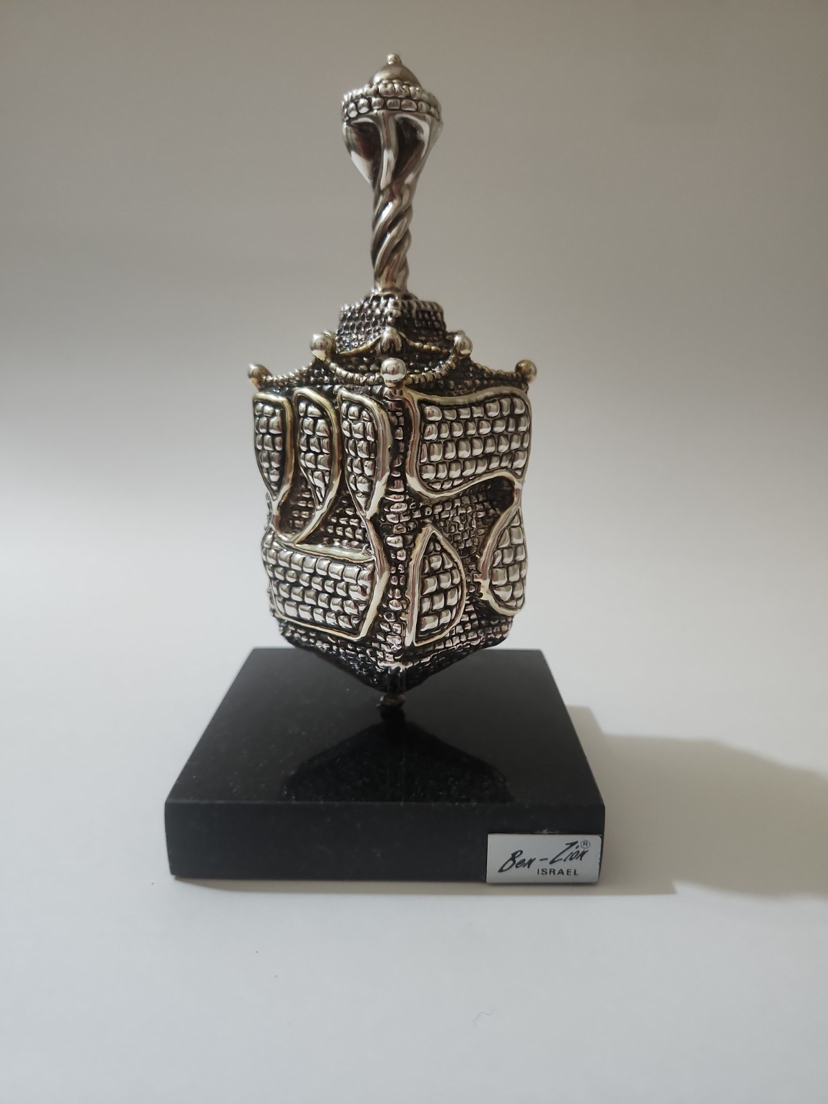 Vtg Ben Zion  Isreal 925 Sterling Silver  Driedel  Sculpture  Stone Base  7.5\