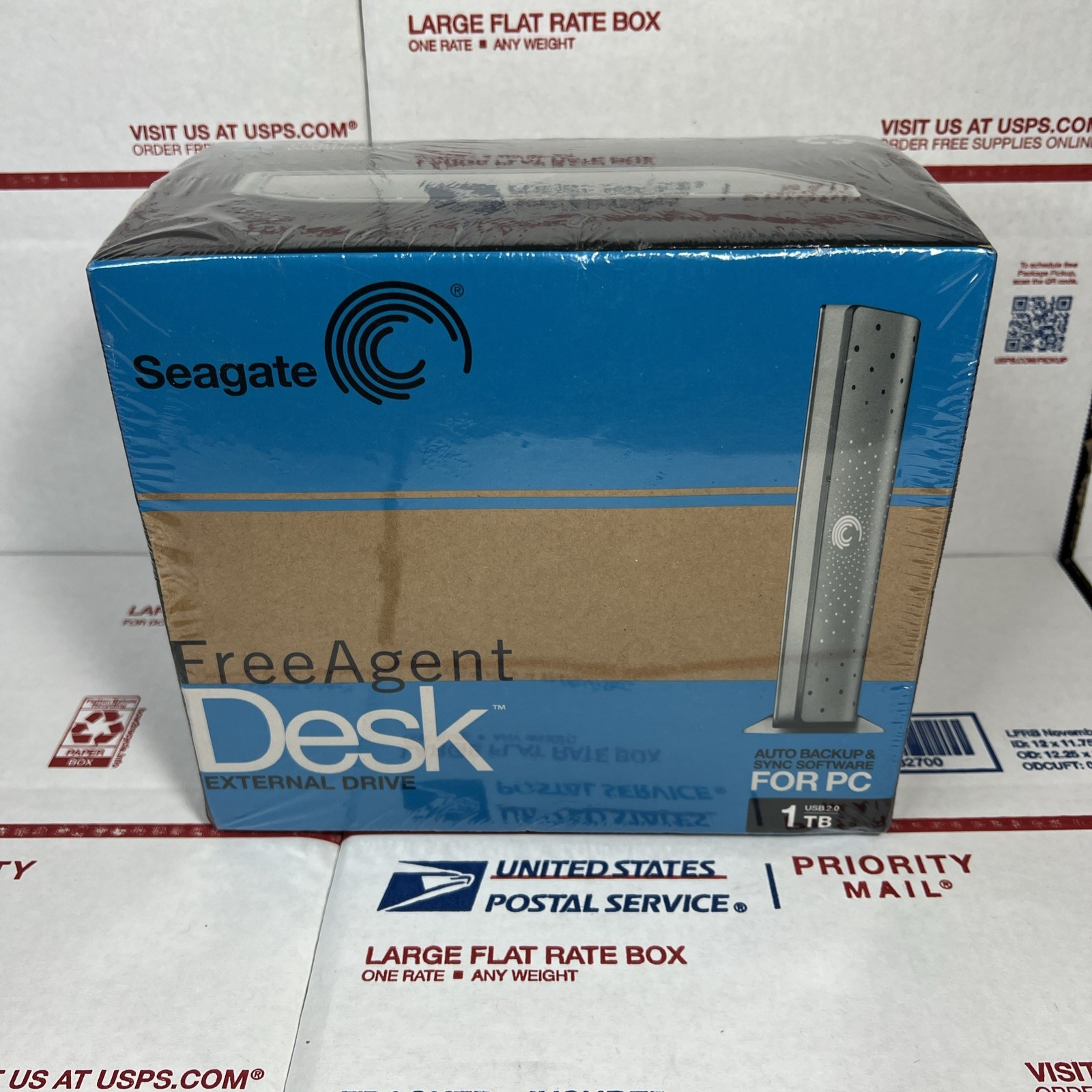 SEAGATE Free Agent Desk External Drive 1TB USB 2.0 - NEW / Sealed -SAME DAY SHIP