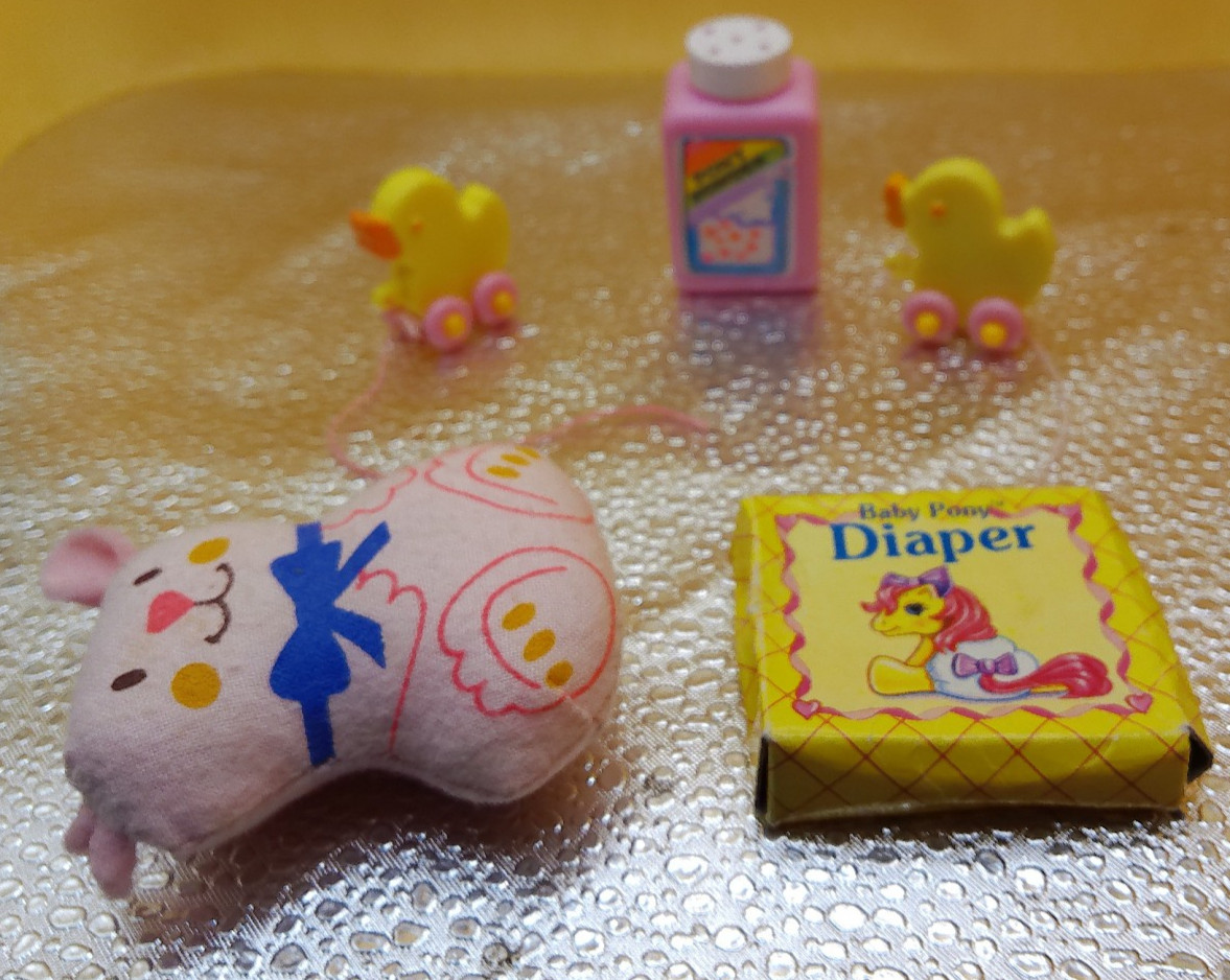 MLP My Litle Pony G1 toy pull string duck Diaper box powder teddy plush