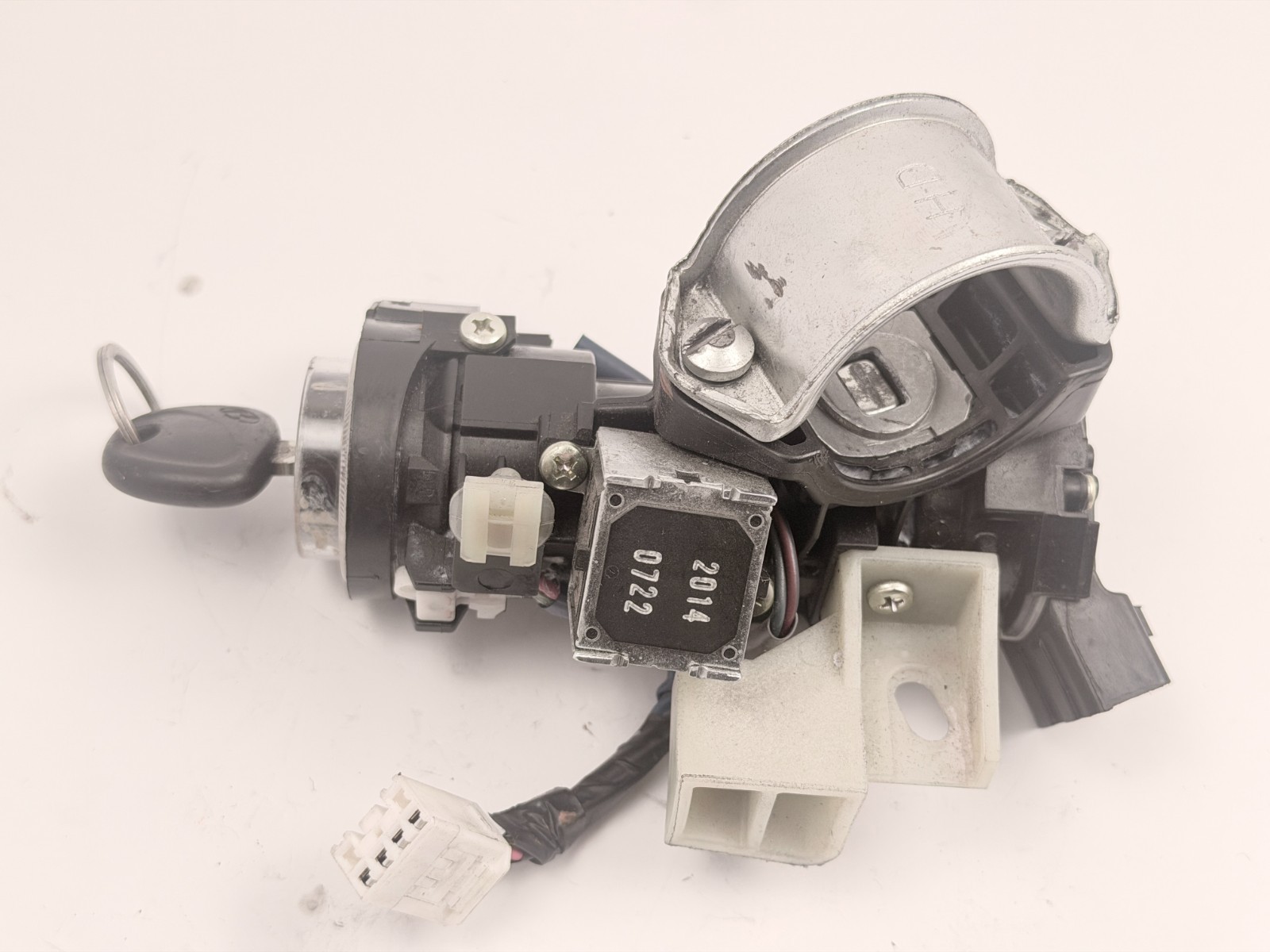 2011-2014 HYUNDAI SONATA IGNITION SWITCH LOCK W/ KEY & IMMOBILIZER OEM
