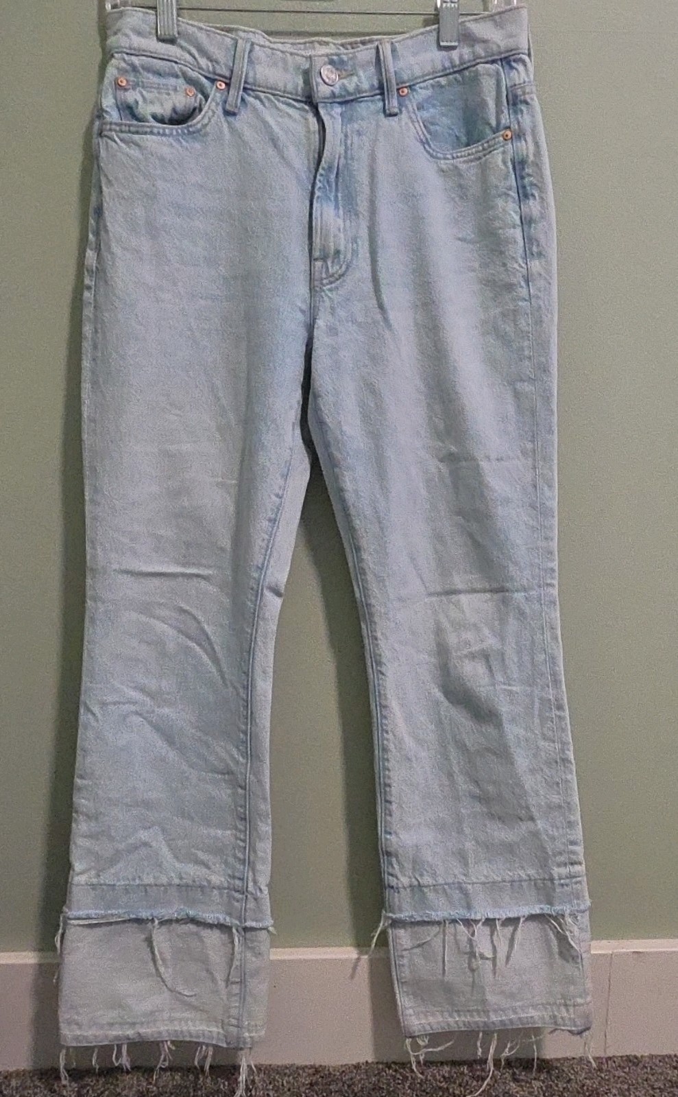 MOTHER The Insider Double Double Hover Jeans In Sideways light Wash – Size 28 MOTHER The Insider Double Double Hover Jeans In Sideways light Wash – Size 28