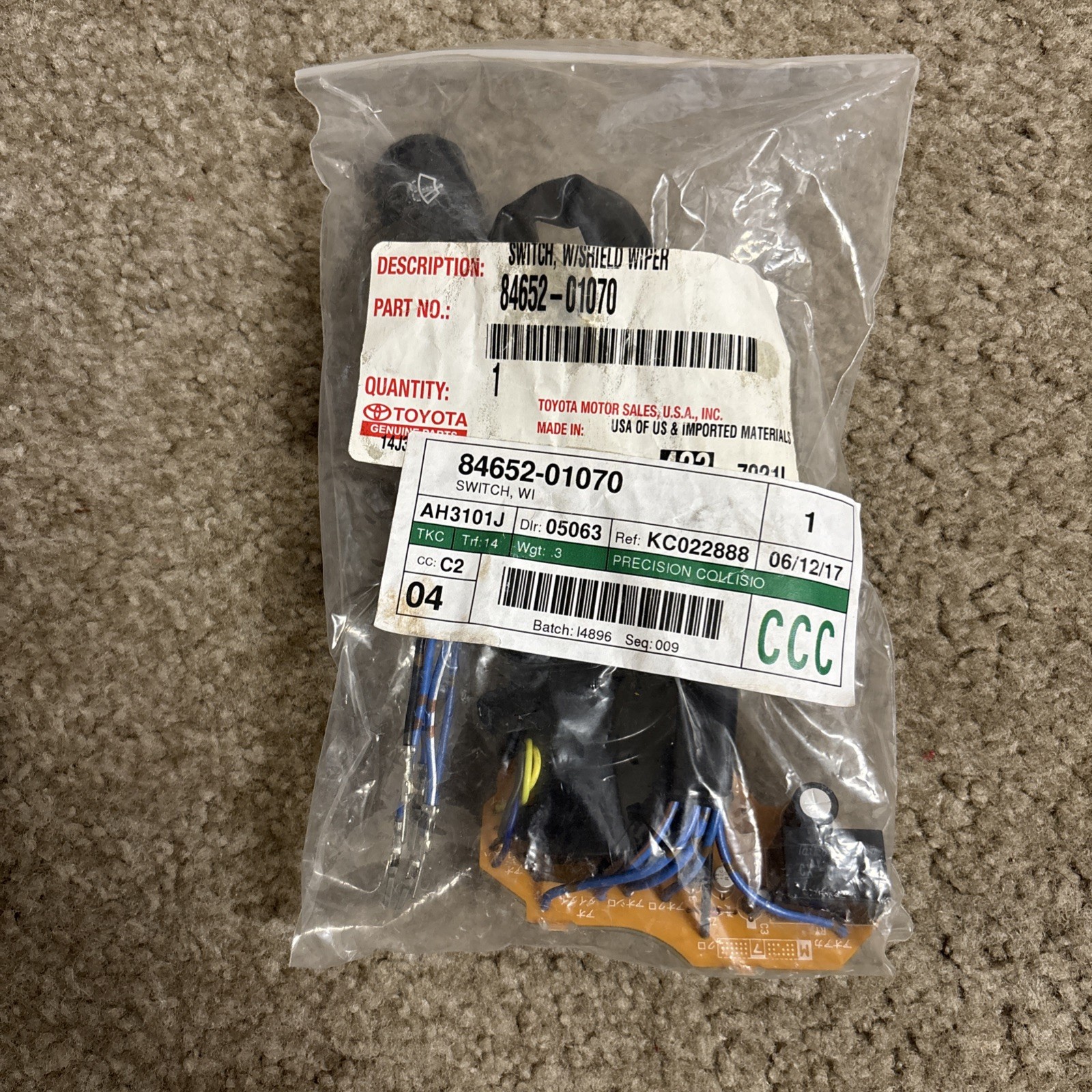 New Toyota Genuine Parts - Switch, Windshield Wiper (84652-01070) 93-97 Corolla