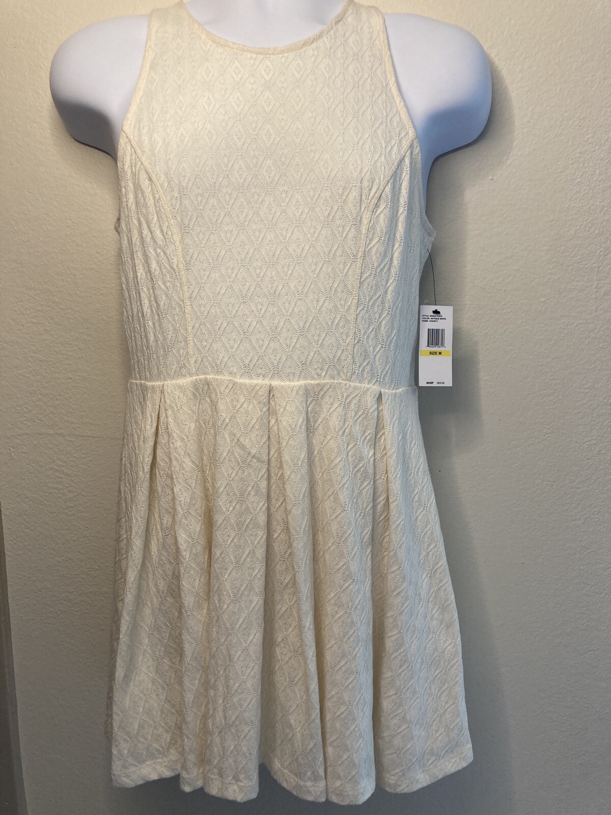 Jessica Simpson Women\'s Dress White Spring Summer Polyester Medium NEW Jessica Simpson Women\'s Dress White Spring Summer Polyester Medium NEW