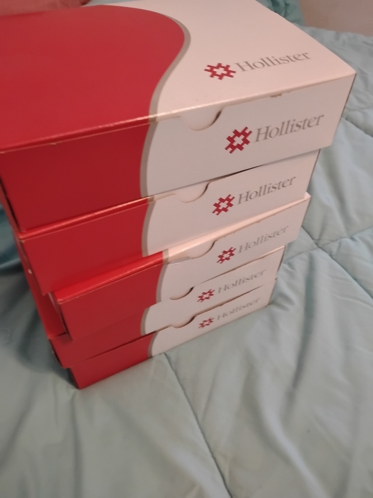 Ostomy bags - HOLLISTER - One Piece Drainable - 5 Boxes - 40 Pieces - #84590