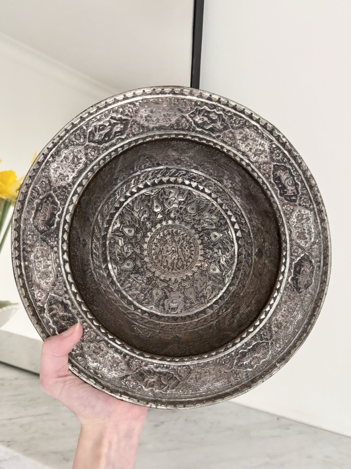 Amazing vintage hand etched Persian Ghalamzani tinned copper decorative plate
