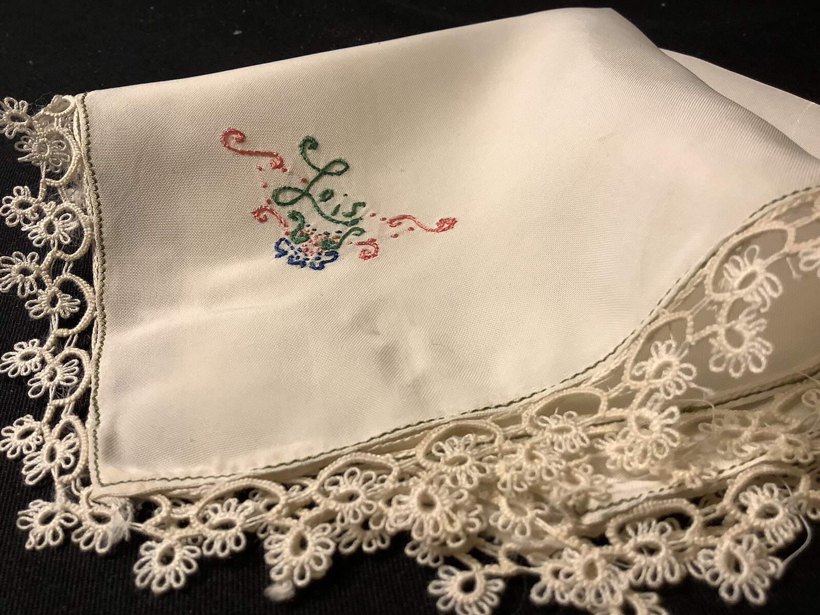 8883🌟Vintage 20s Handmade Monogram Name “LOIS” Tatted Lace Wedding Handkerchief
