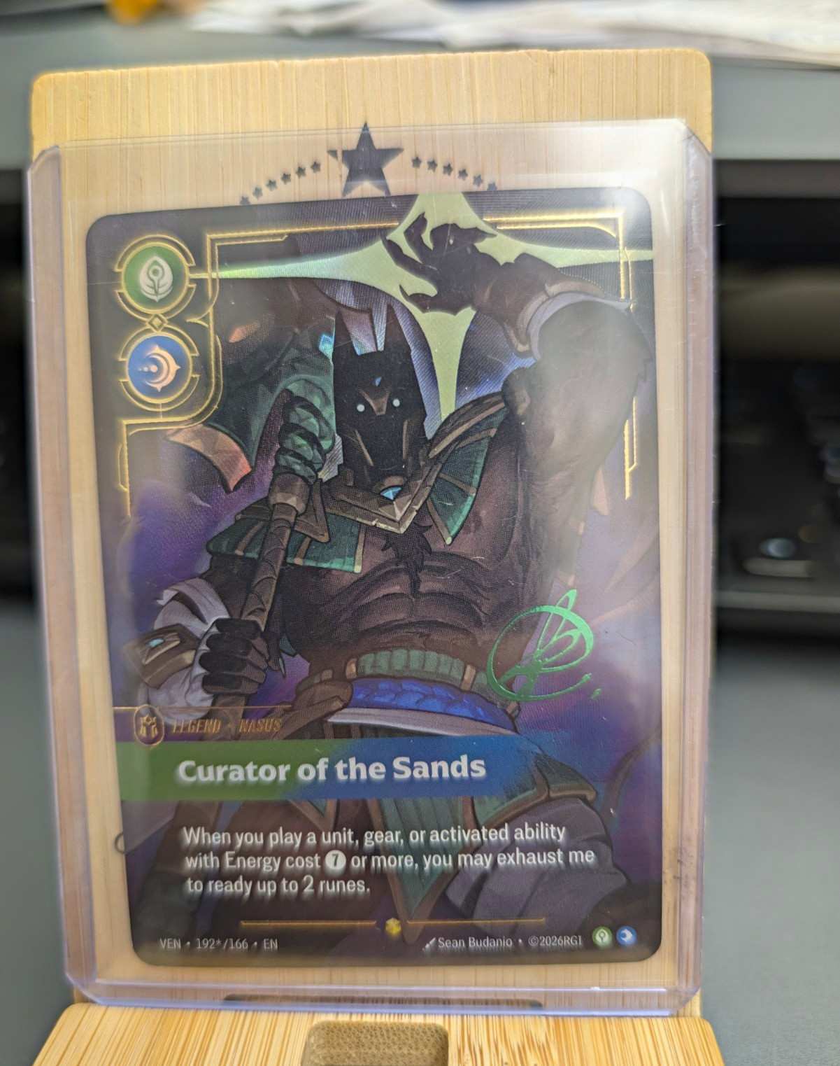 Riot Games VEN #192/166 Curator of the Sands Nasus Legend Holo 1st Ed EN Riot Games VEN #192/166 Curator of the Sands Nasus Legend Holo 1st Ed EN
