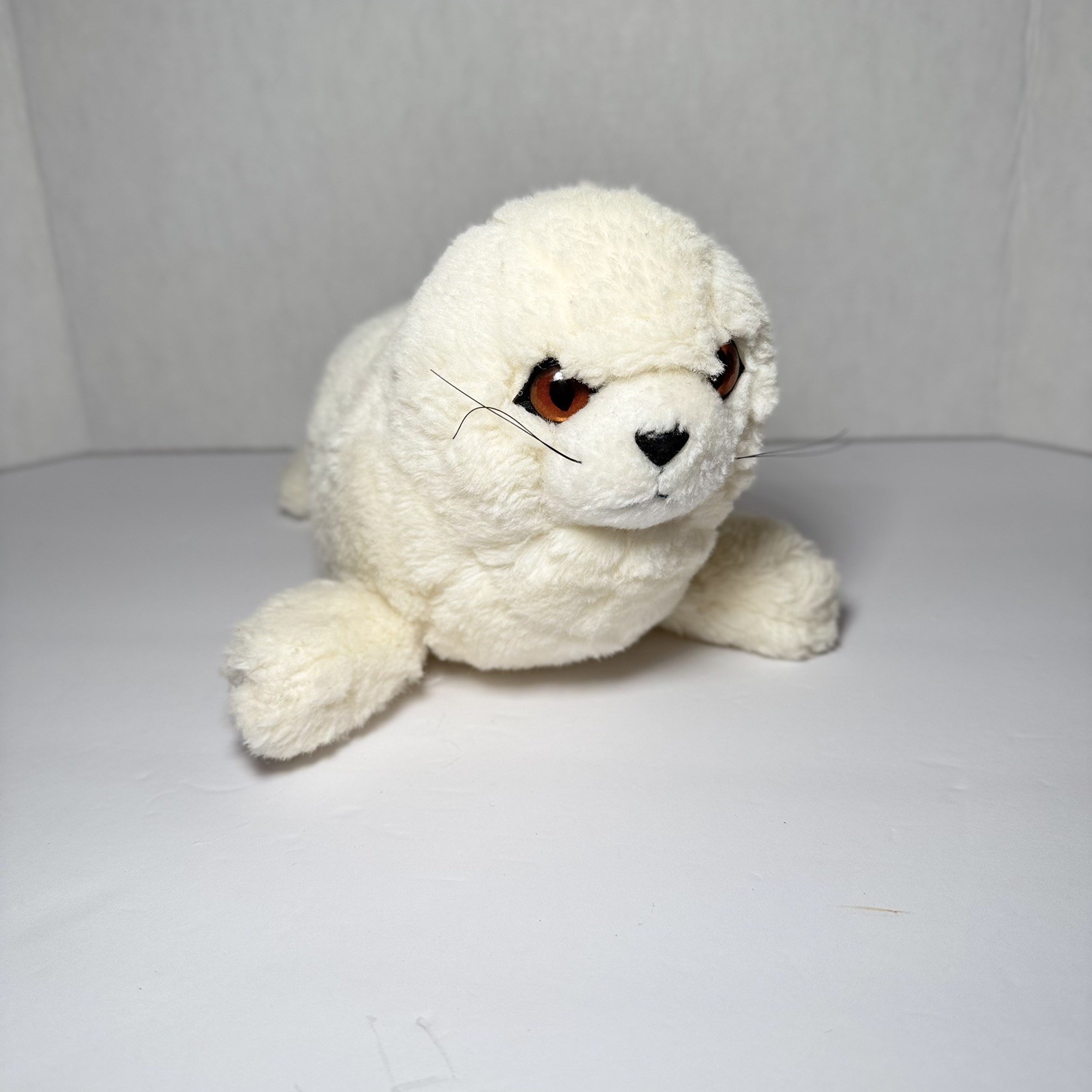 Vintage 1985 24K Polar Puff Snow Seal Plush 12\