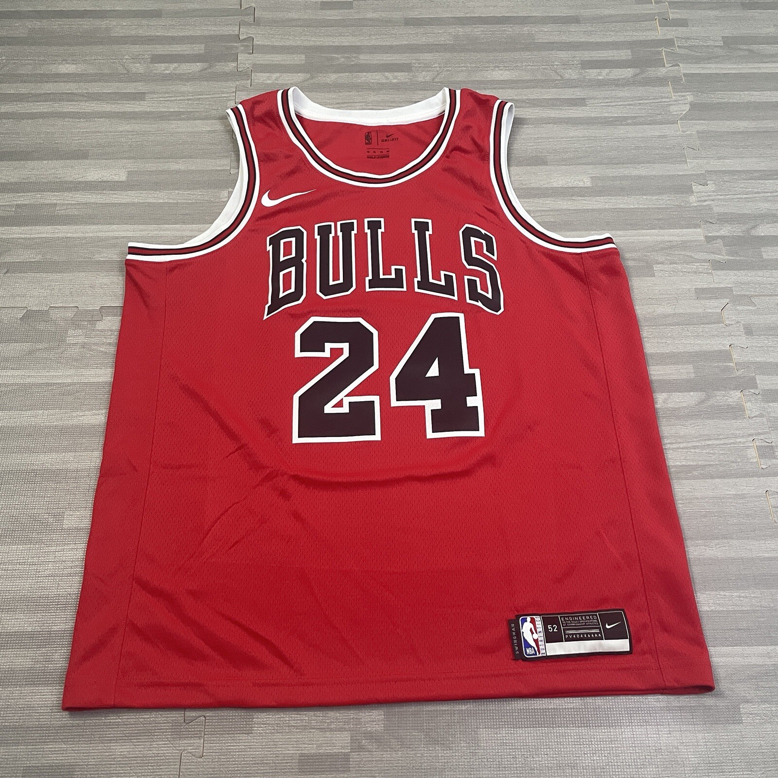 Nike NBA Chicago Bulls Lauri Markkanen Icon Ed Red Swingman Jersey Mens XL $120