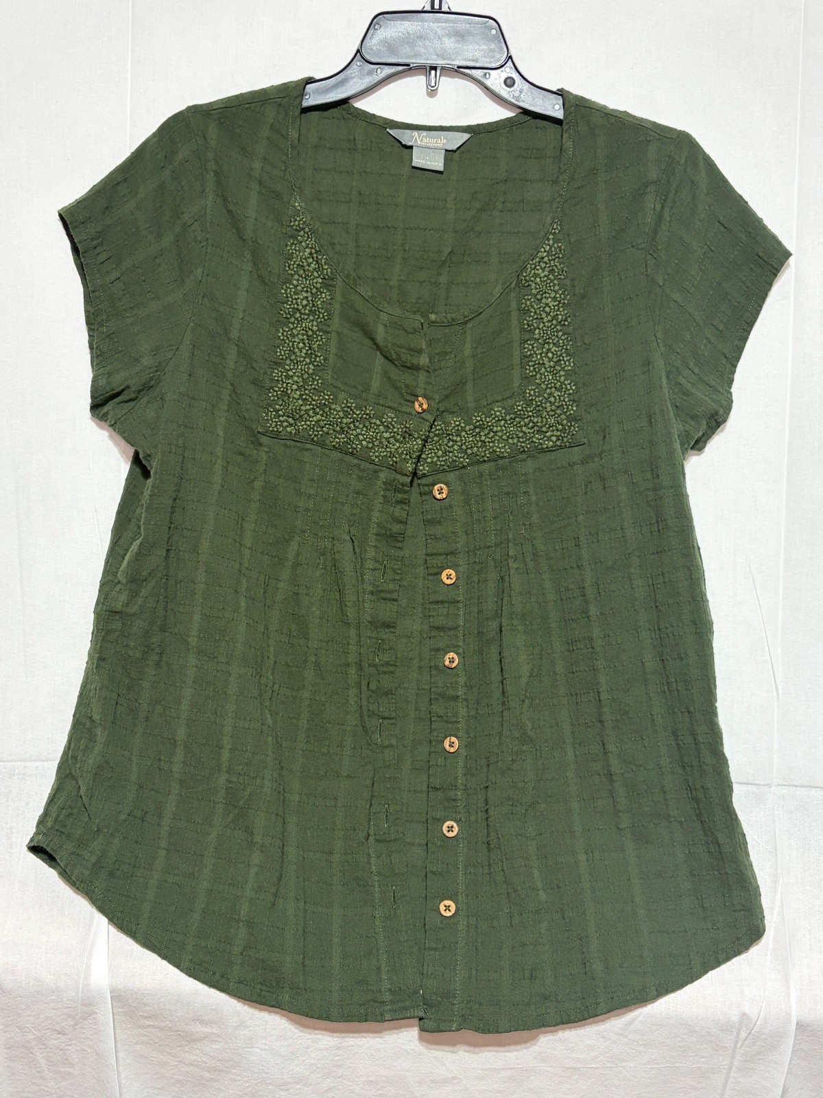 Natural Reflections Womens L Olive Green Embroidered Bib Top Button Cap Sleeve