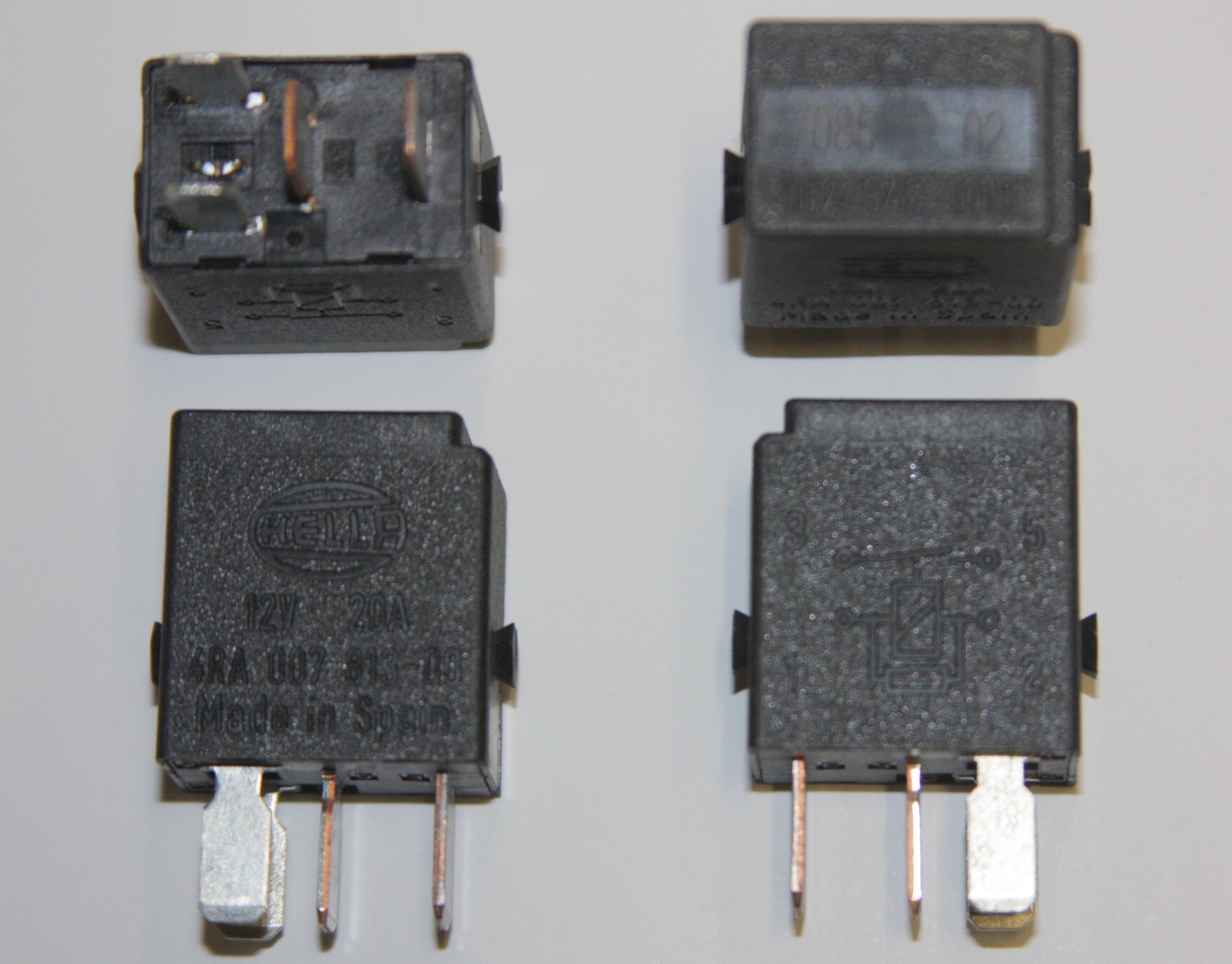 NEW -Mercedes Benz Relay 0025421119 Multi Purpose 4RA 007 813 00 - 2 pcs