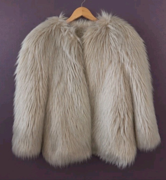 Saint Laurent (YSL) Women’s Ivory Short Faux Fur Coat Coat IT 38.