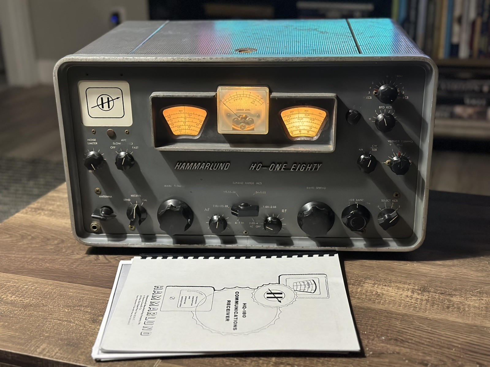 Vintage Hammarlund Model HQ-180 Ham Radio Receiver - HQ One Eighty with Manual Vintage Hammarlund Model HQ-180 Ham Radio Receiver - HQ One Eighty with Manual