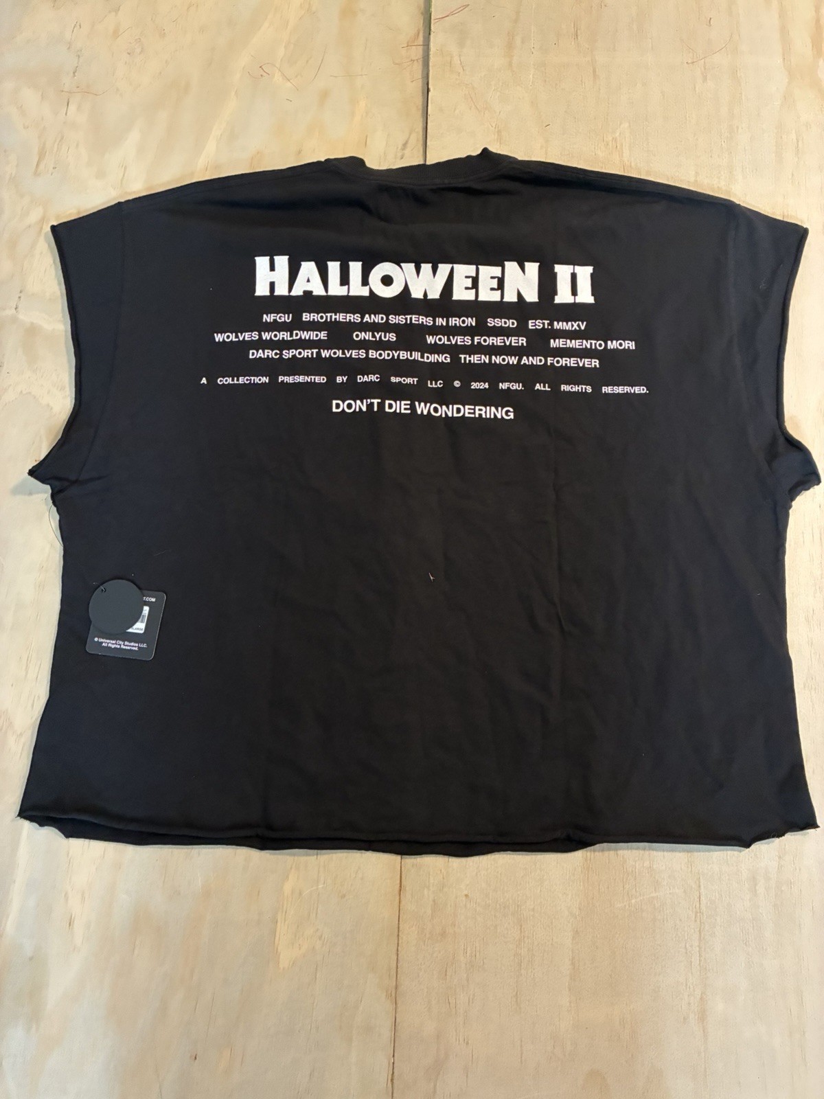Darc Sport Halloween II black muscle grunge cutoff tee. Size XL NWT