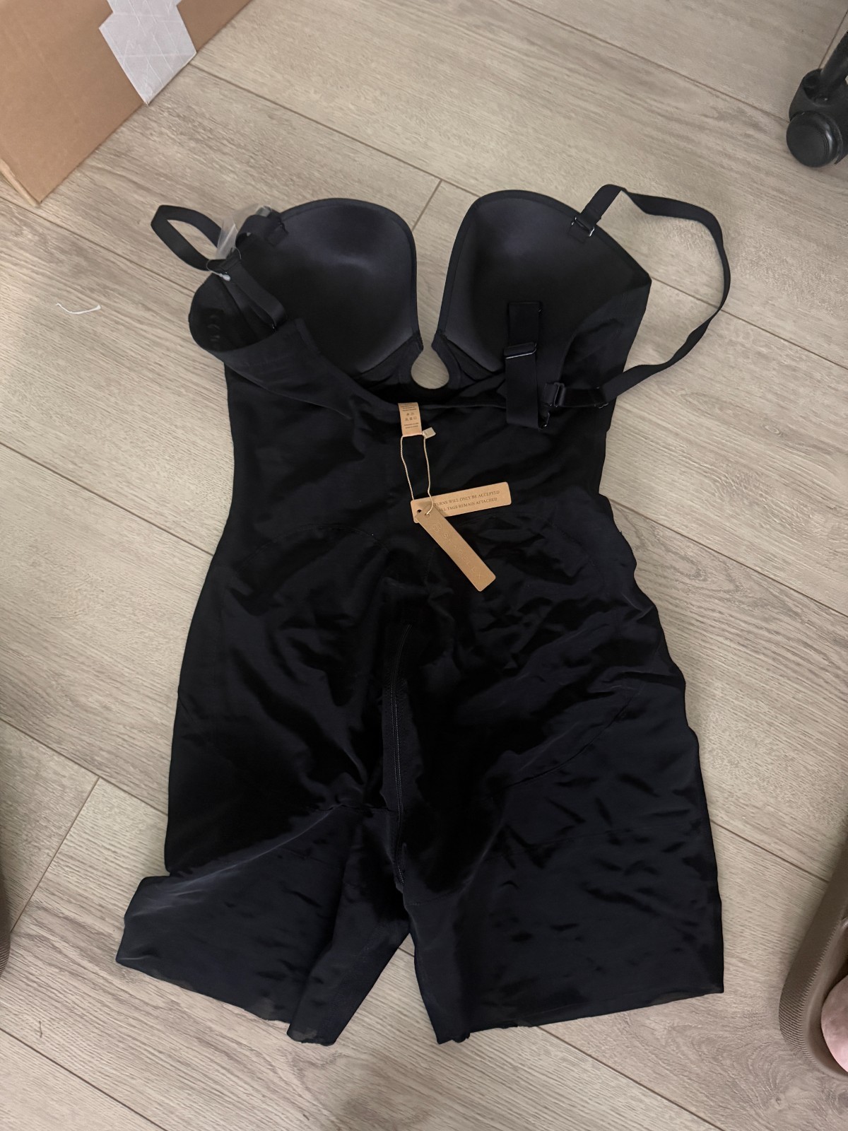 SHAPELLX Womens Strapless Shapewear Deep Plunge Tummy Control Bodysuit, Black